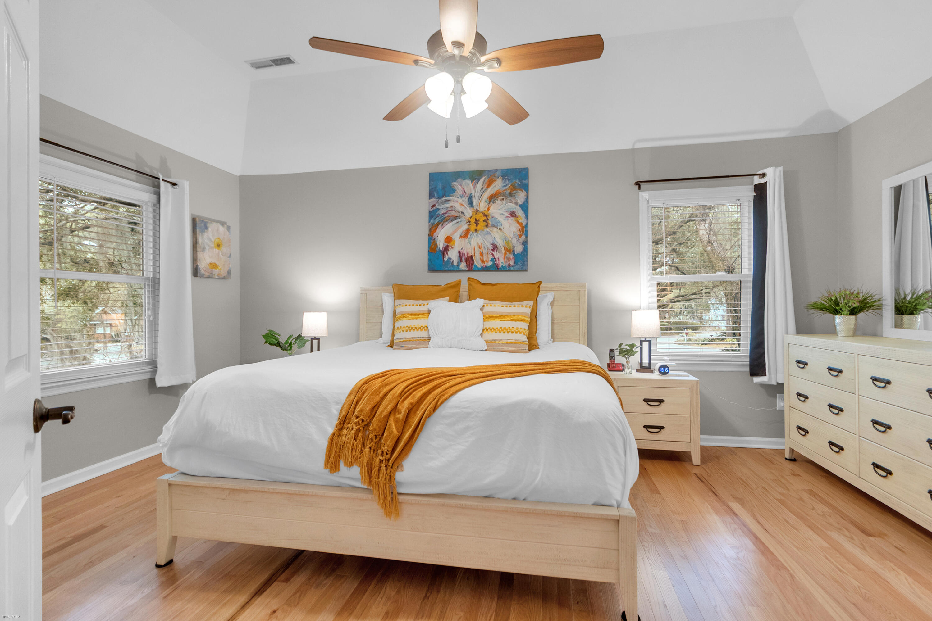 867 Parrot Creek Way