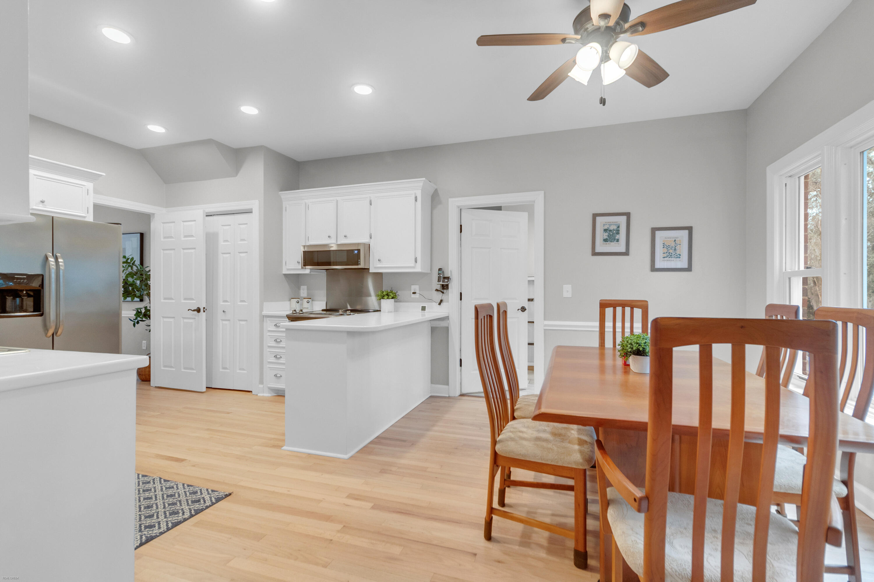 867 Parrot Creek Way