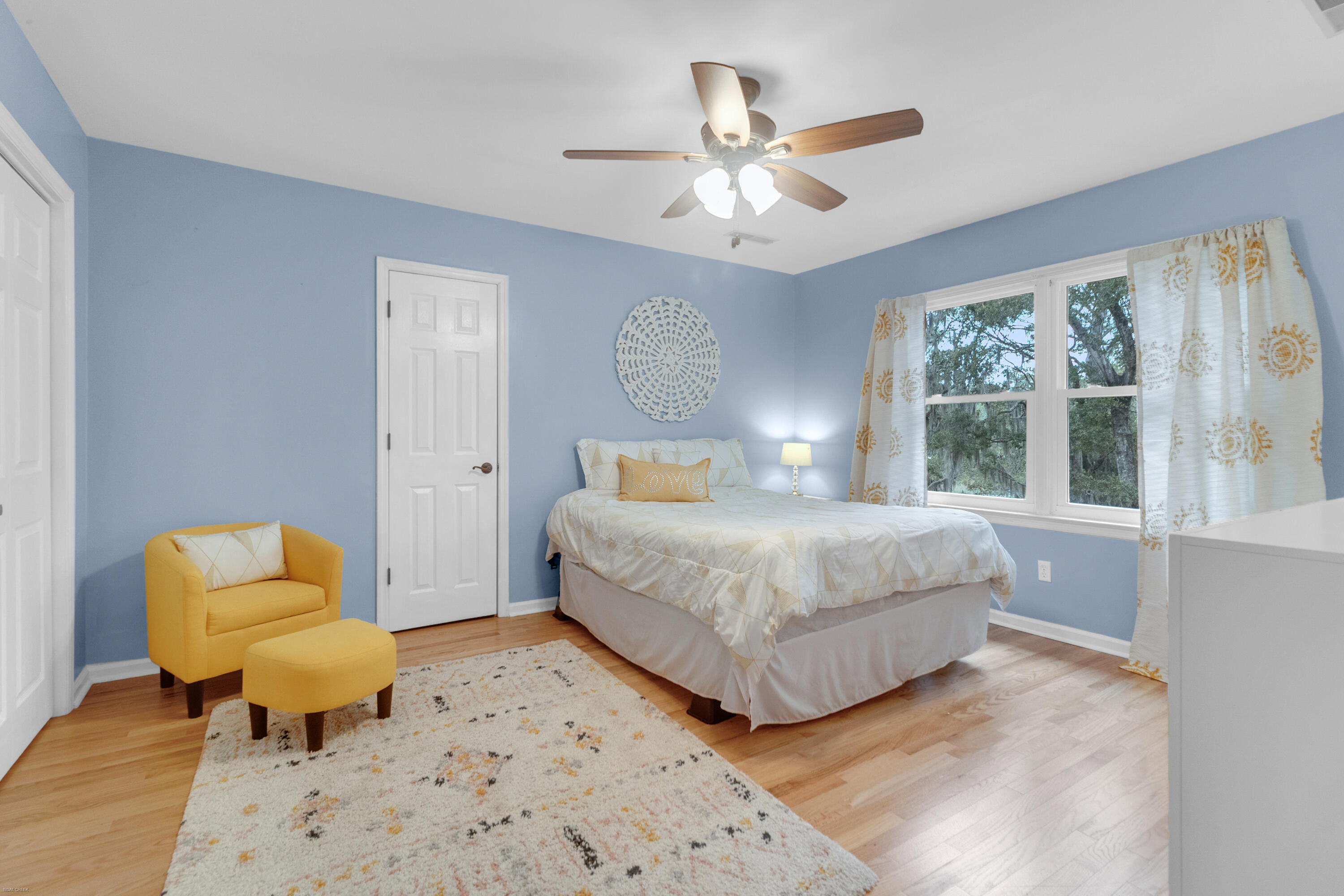 867 Parrot Creek Way