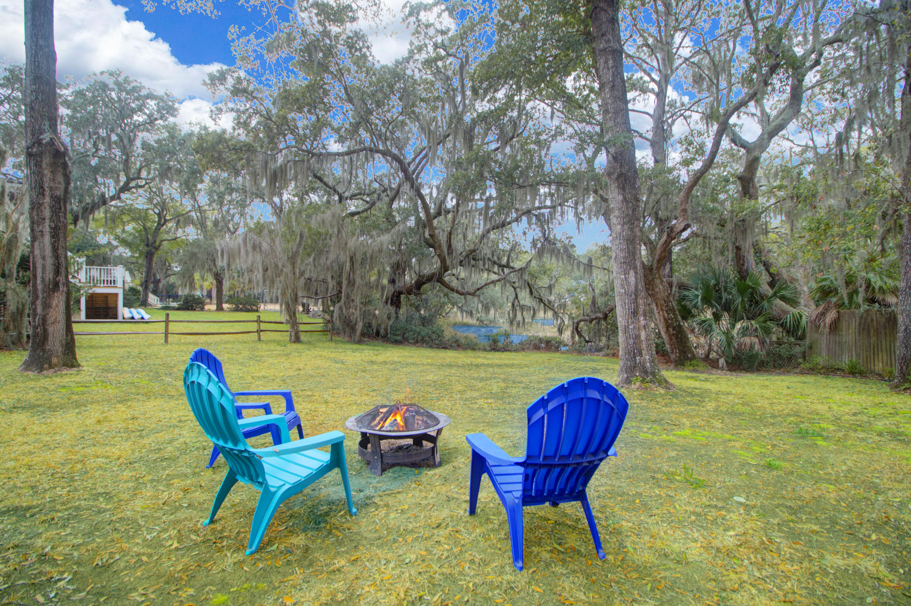 867 Parrot Creek Way