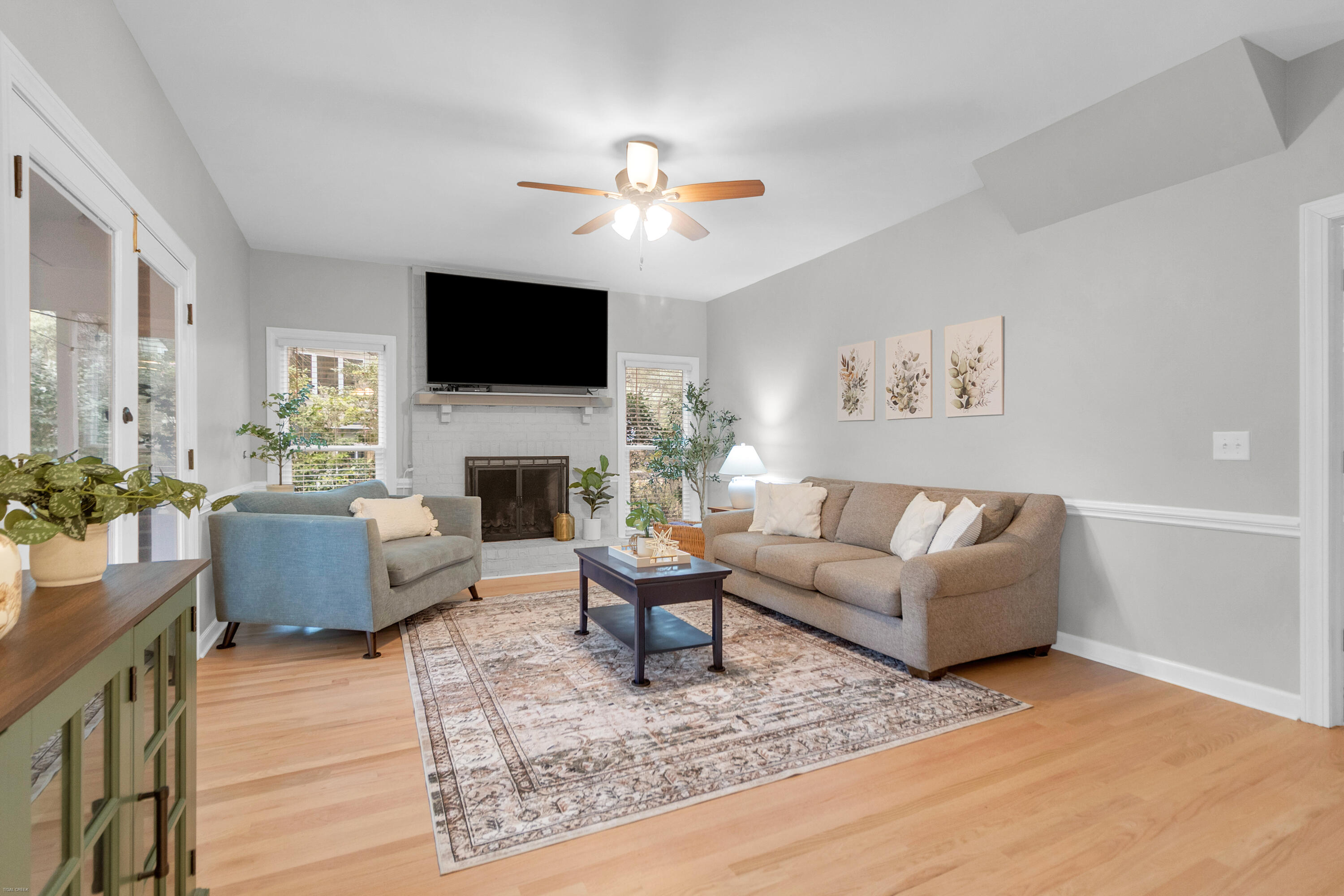 867 Parrot Creek Way