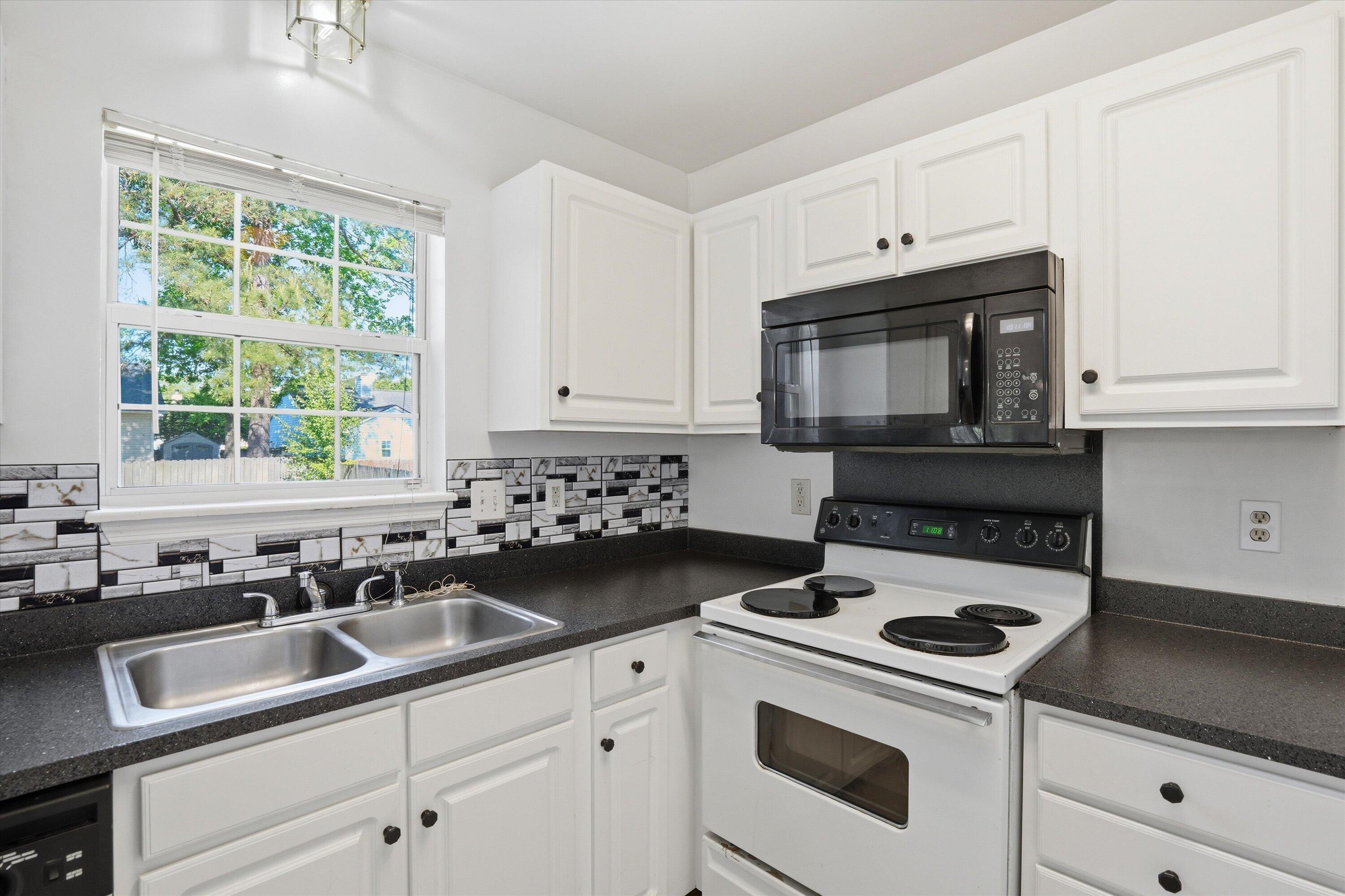 143 Evergreen Magnolia Avenue