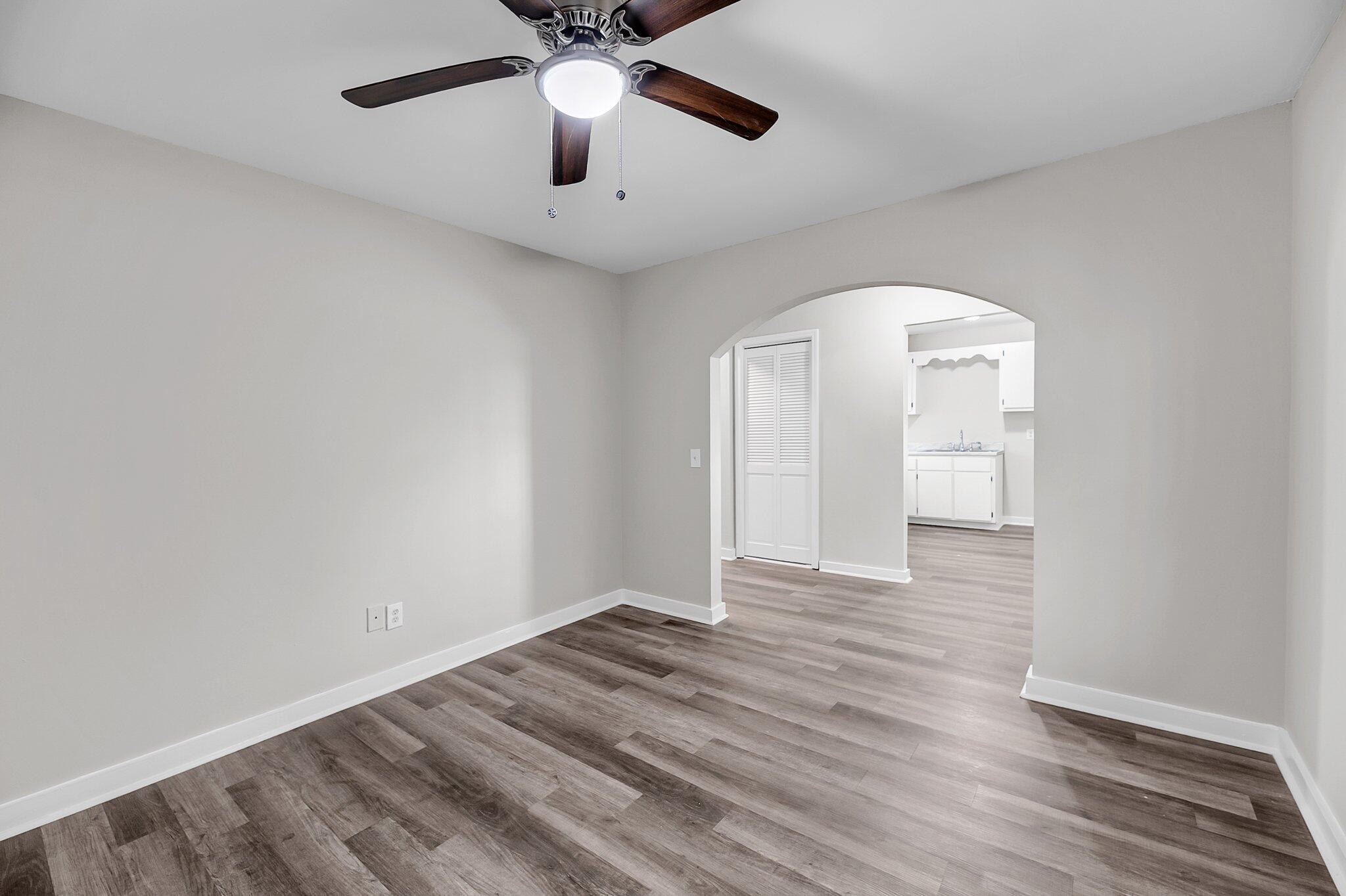 2220 Van Buren Avenue