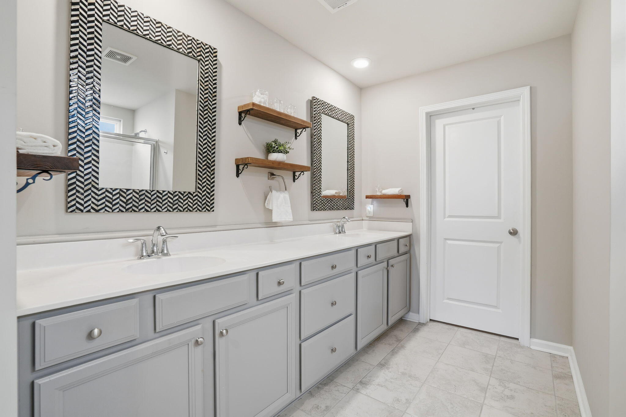 9931 Winged Elm Street