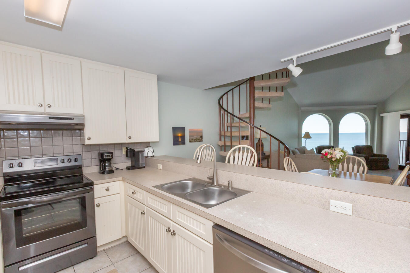 9002 Palmetto Drive # 517