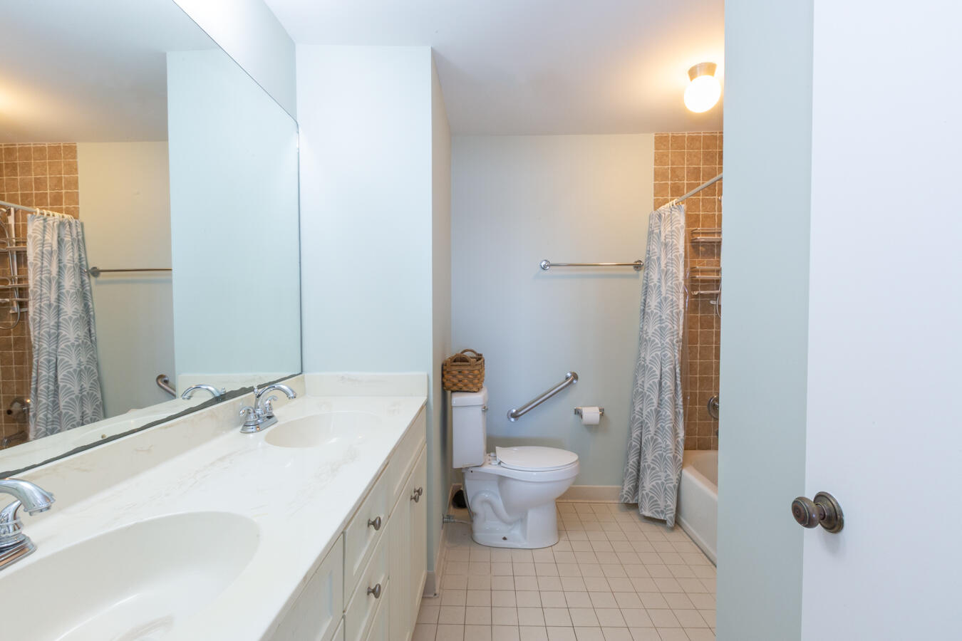 9002 Palmetto Drive # 517