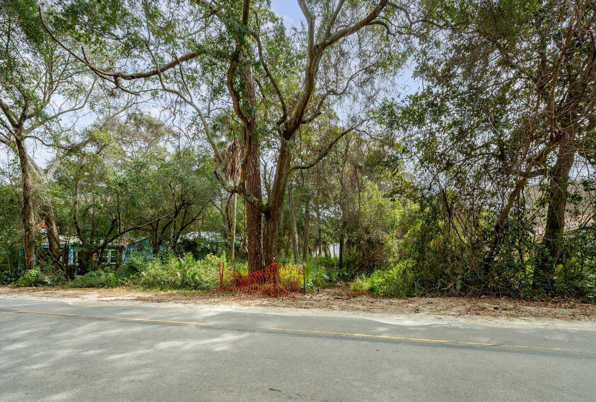 406 E Erie Avenue
