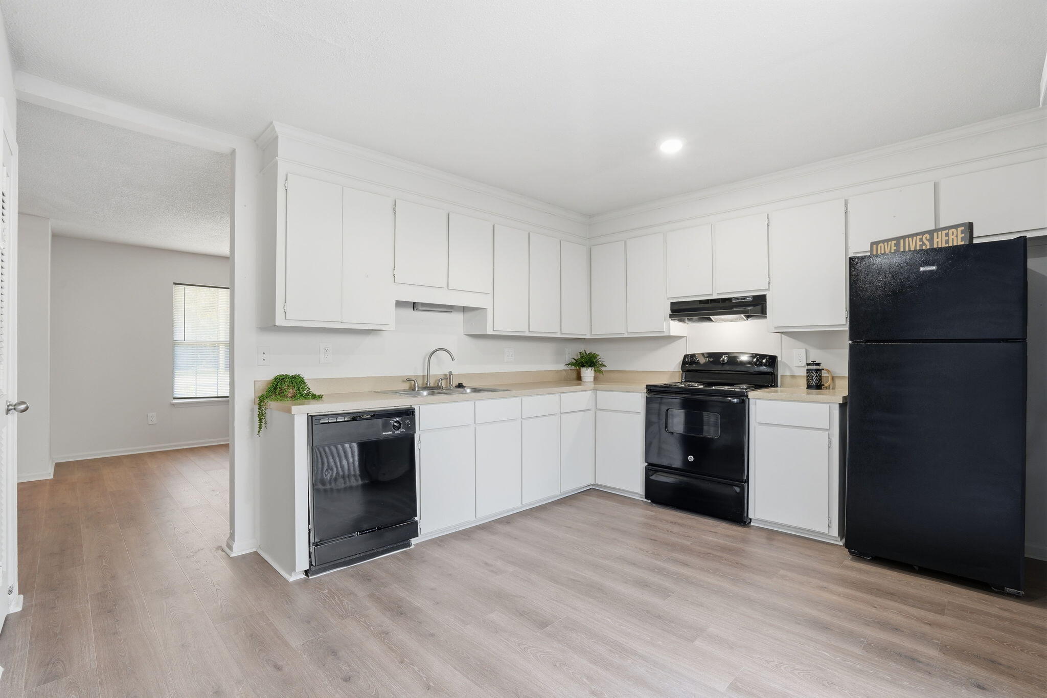 4744 Bayfield Drive