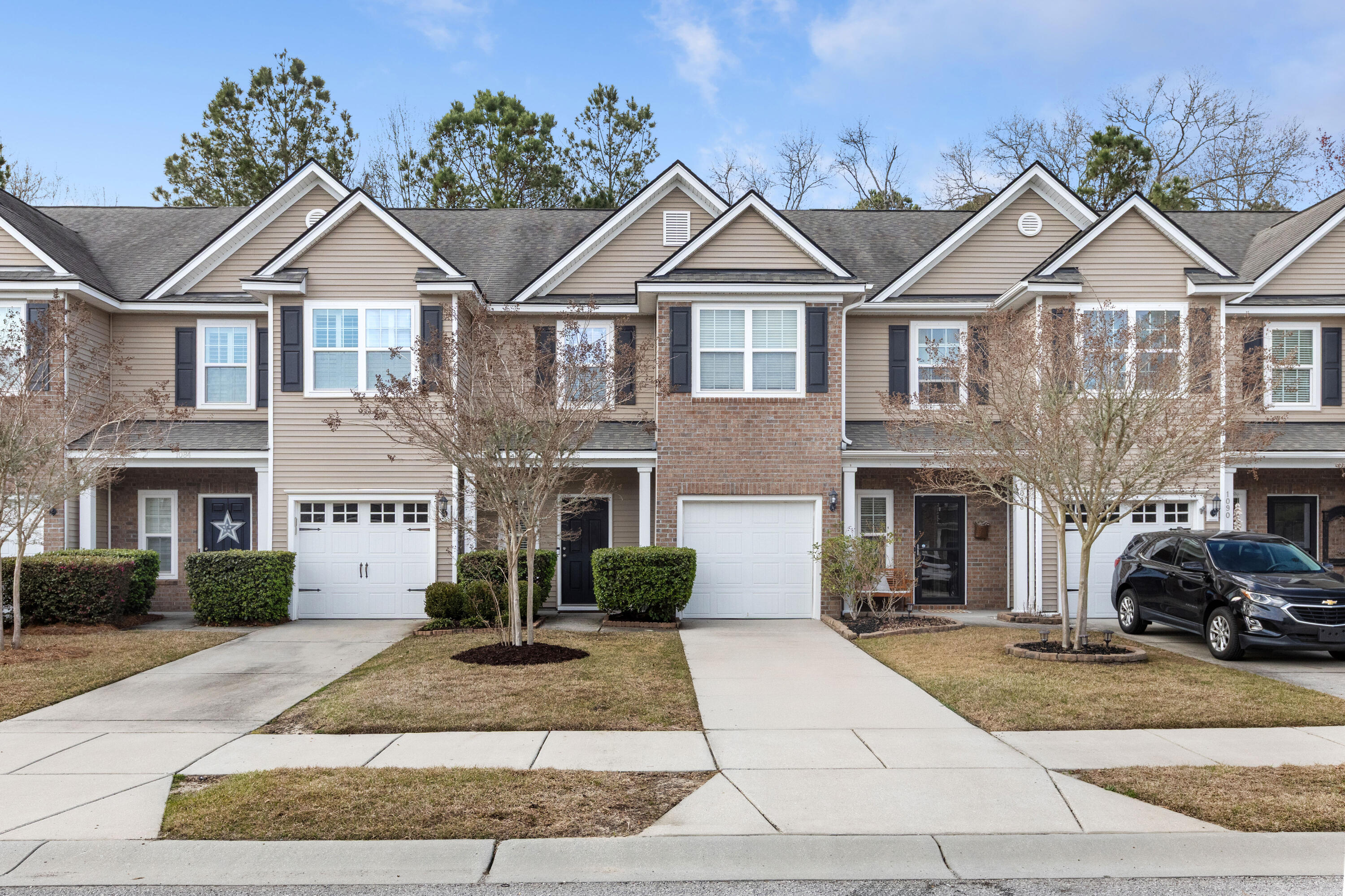 1086 Bennington Drive
