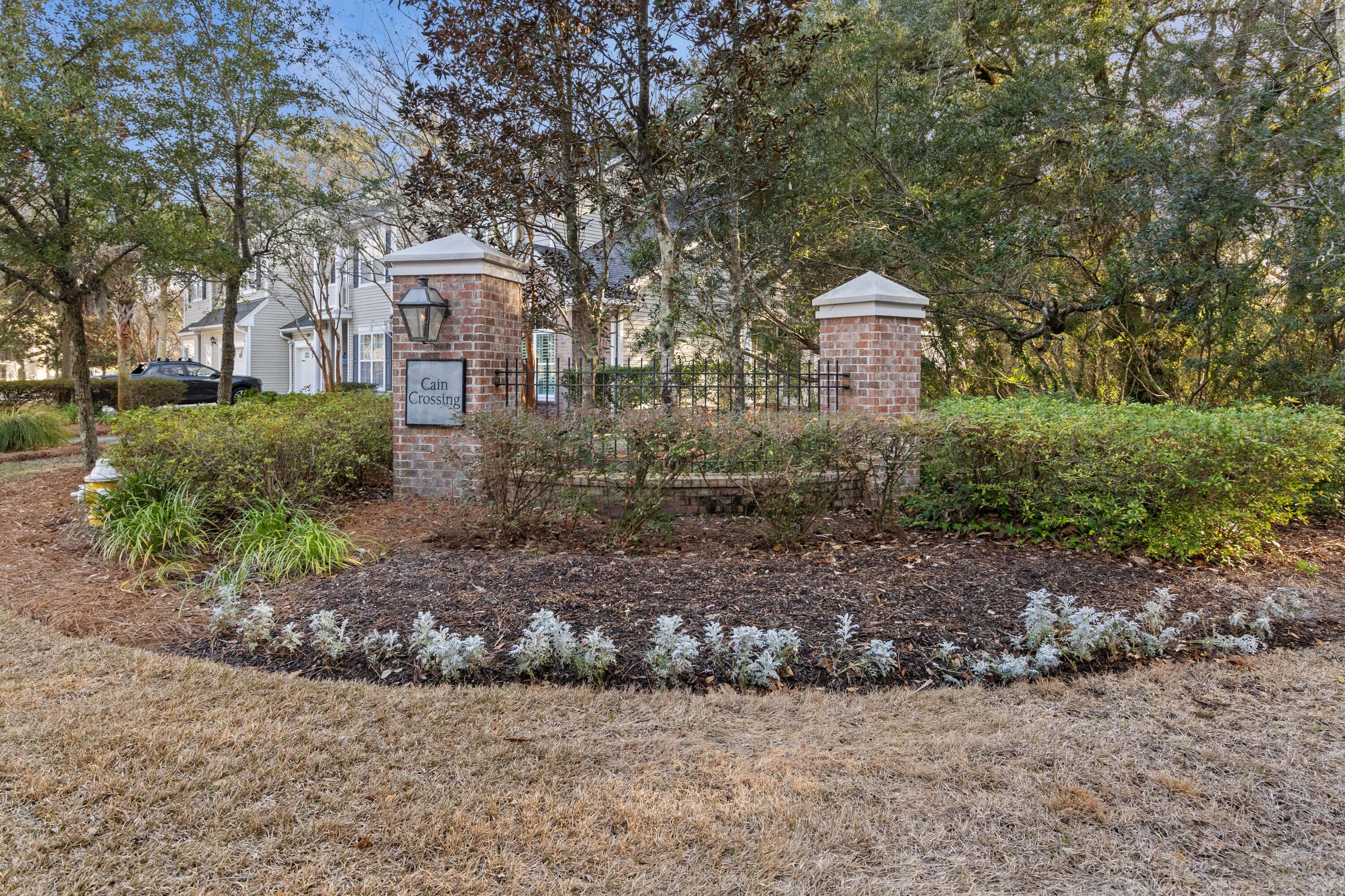 1086 Bennington Drive
