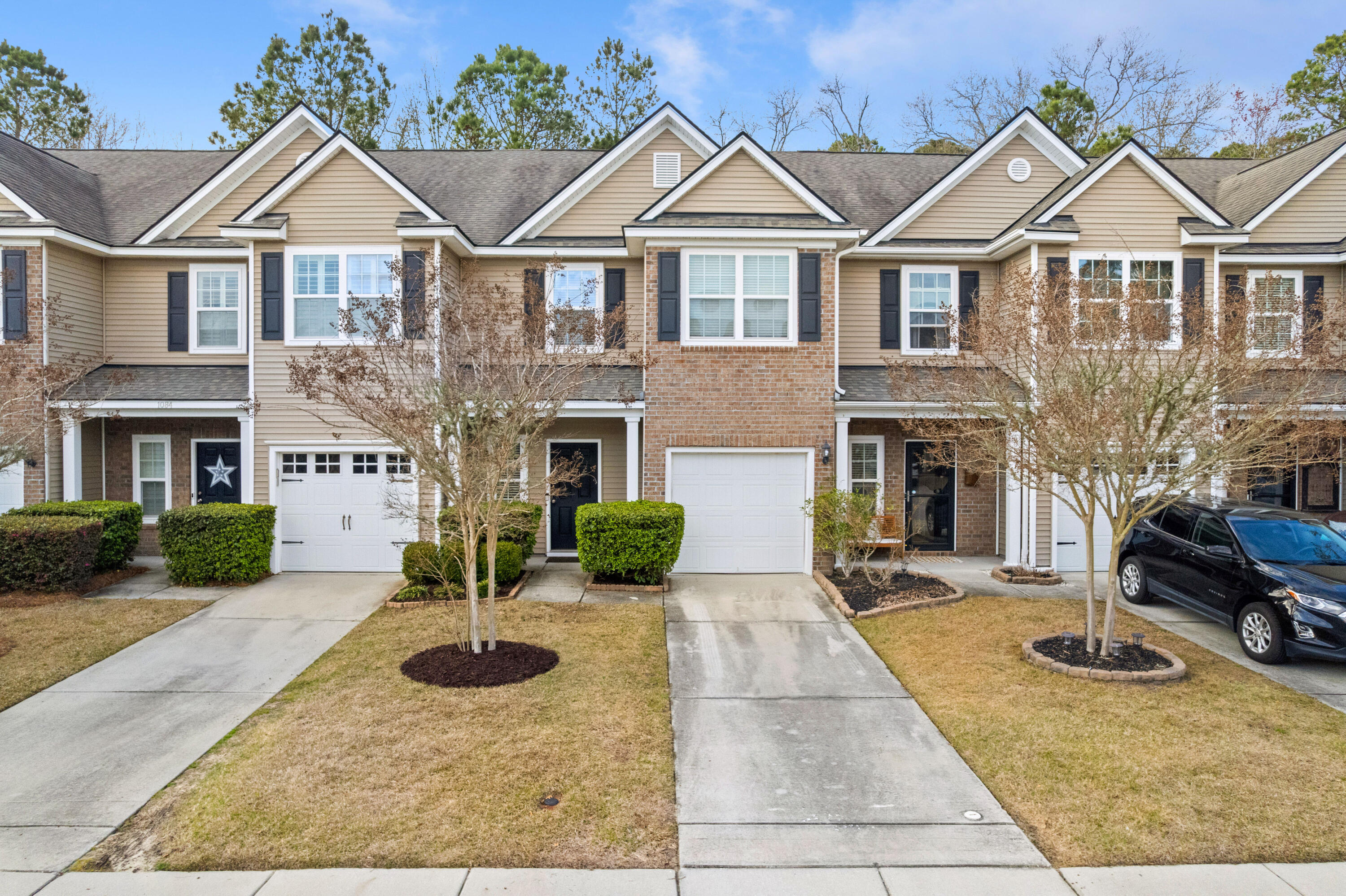 1086 Bennington Drive