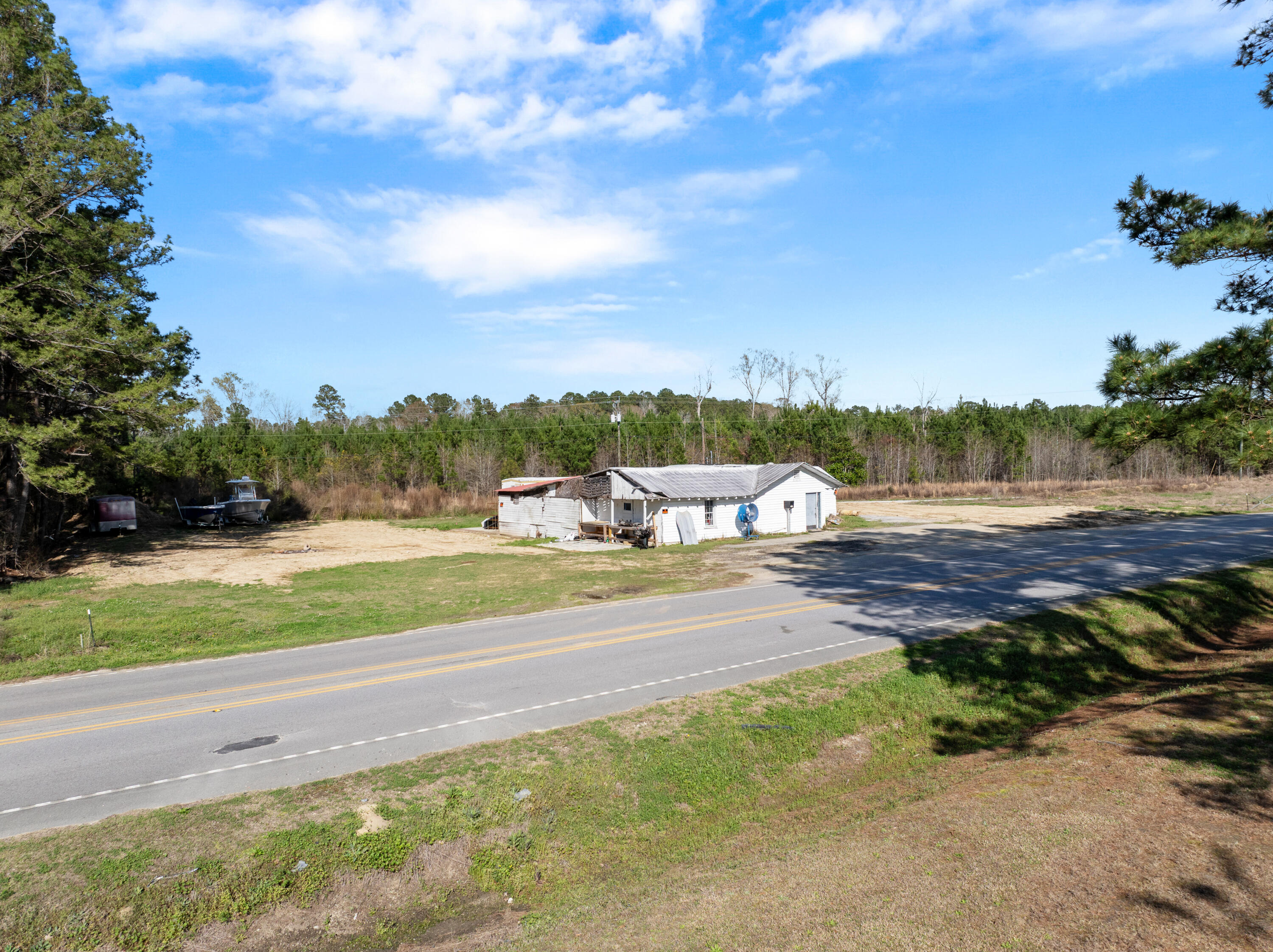 1042 Bethera Road