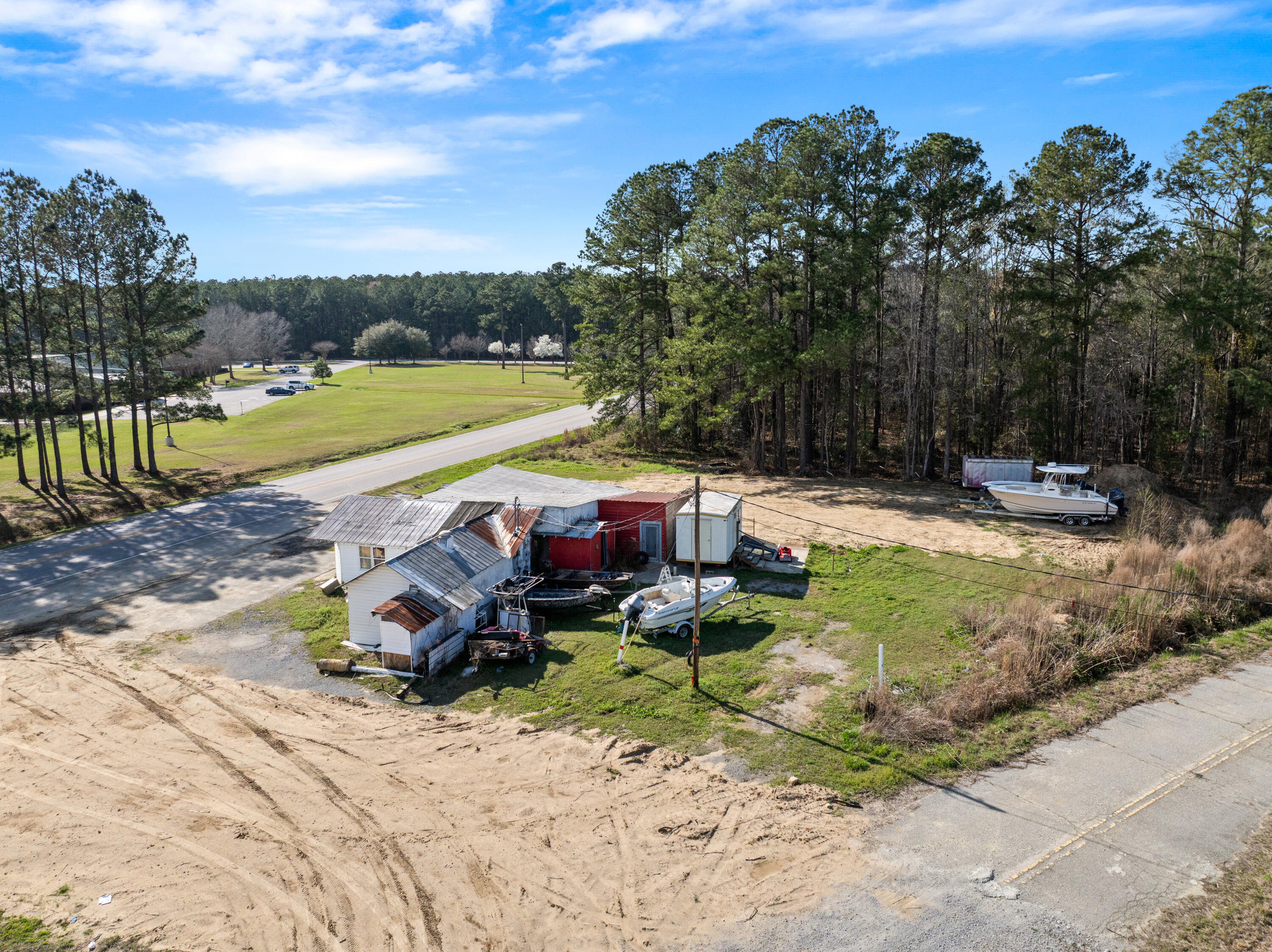 1042 Bethera Road