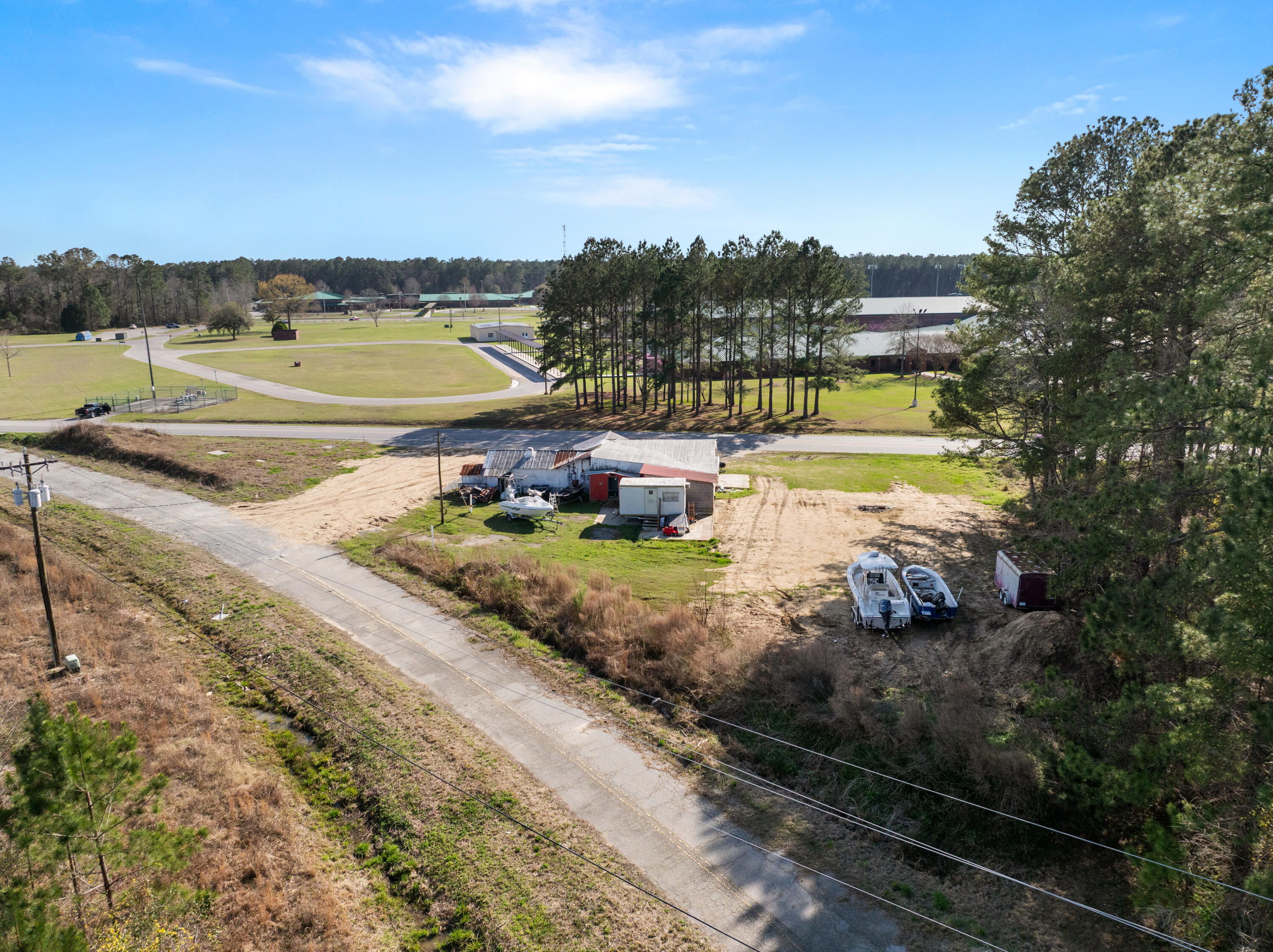 1042 Bethera Road