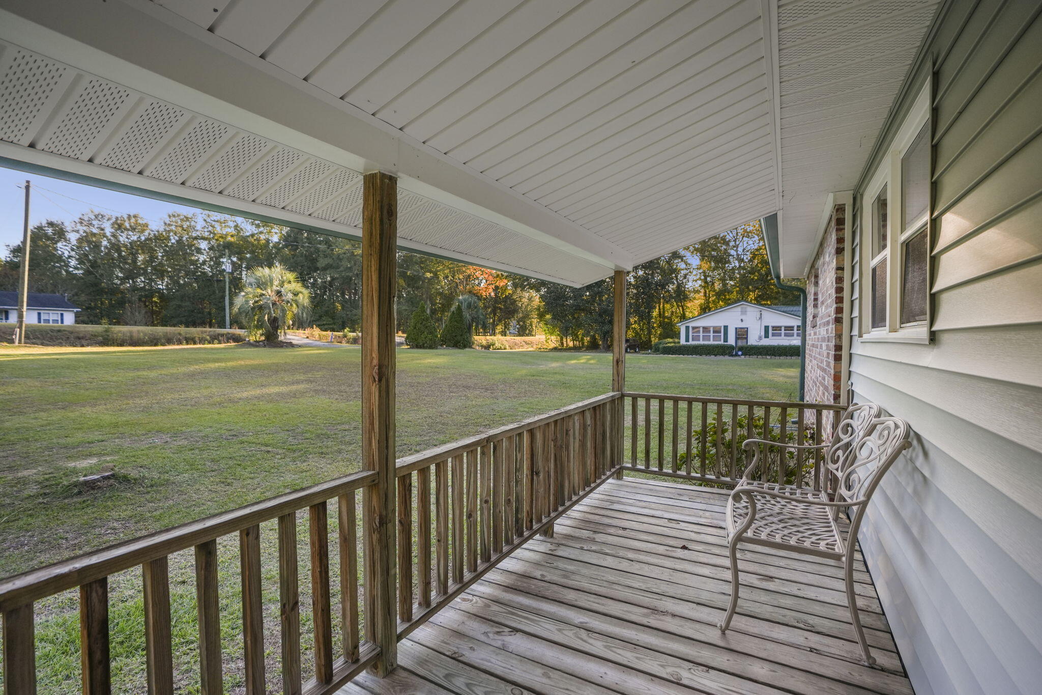 2466 Norway Road