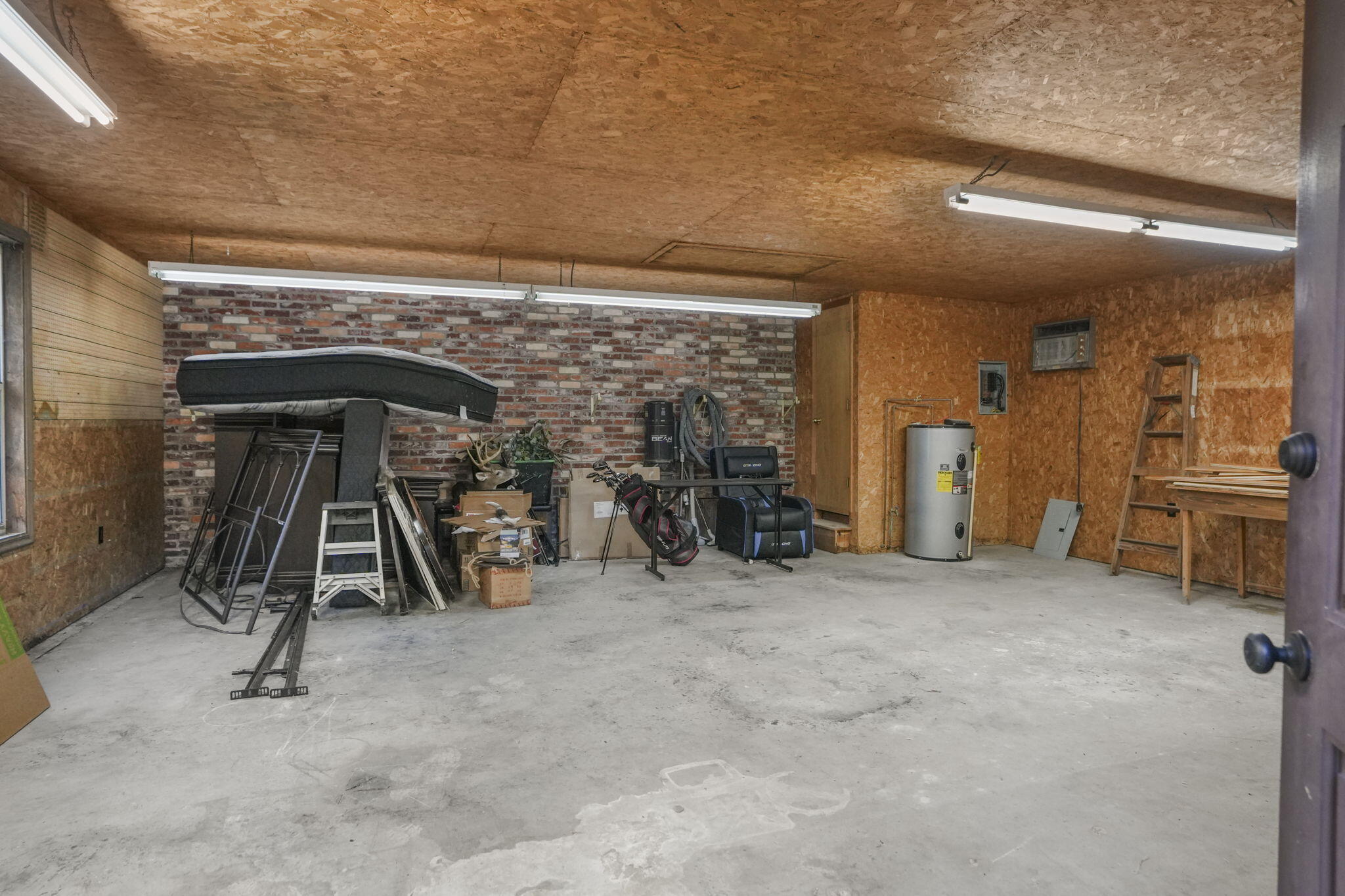 2466 Norway Road