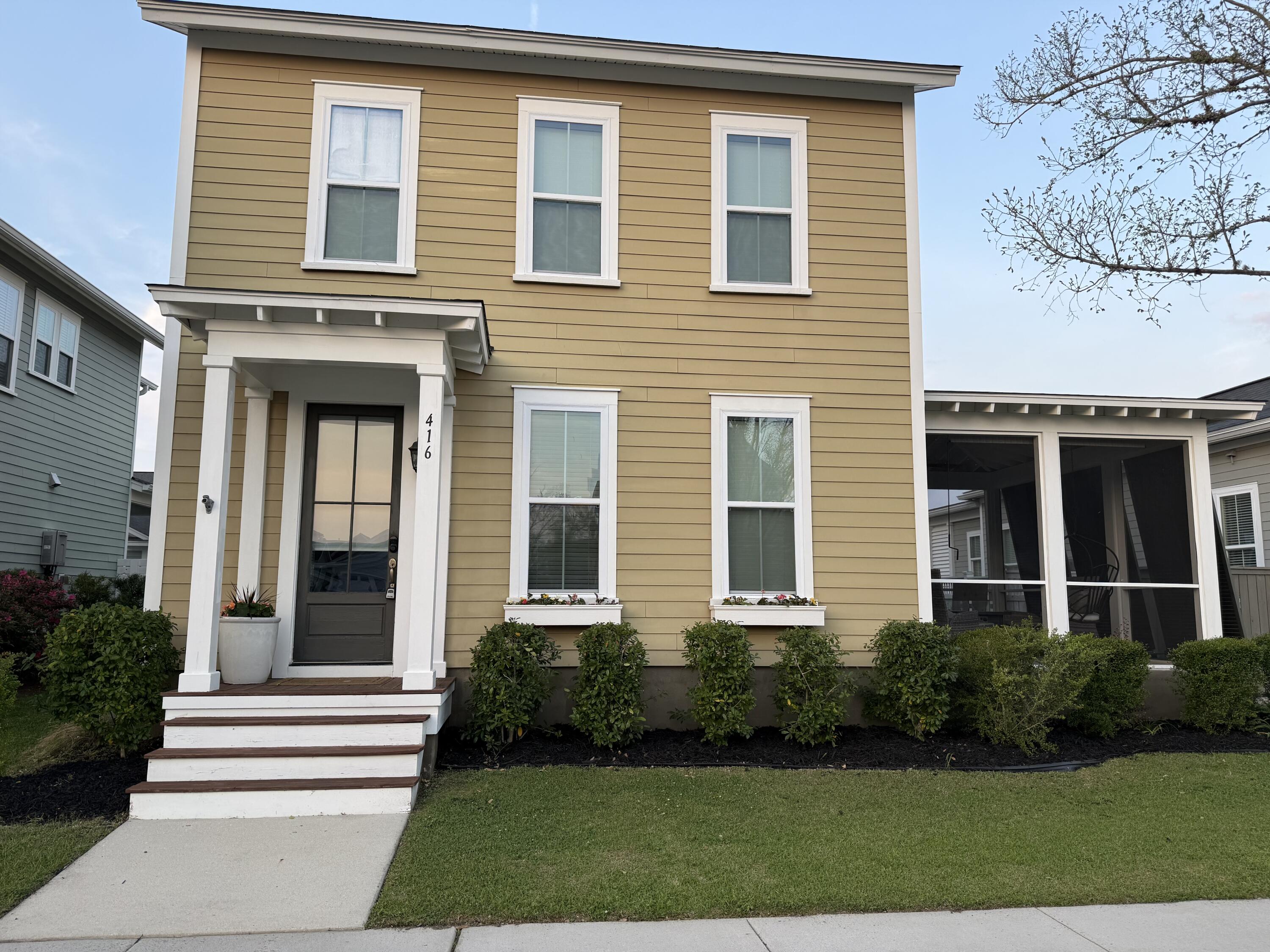 416 Watergrass Way