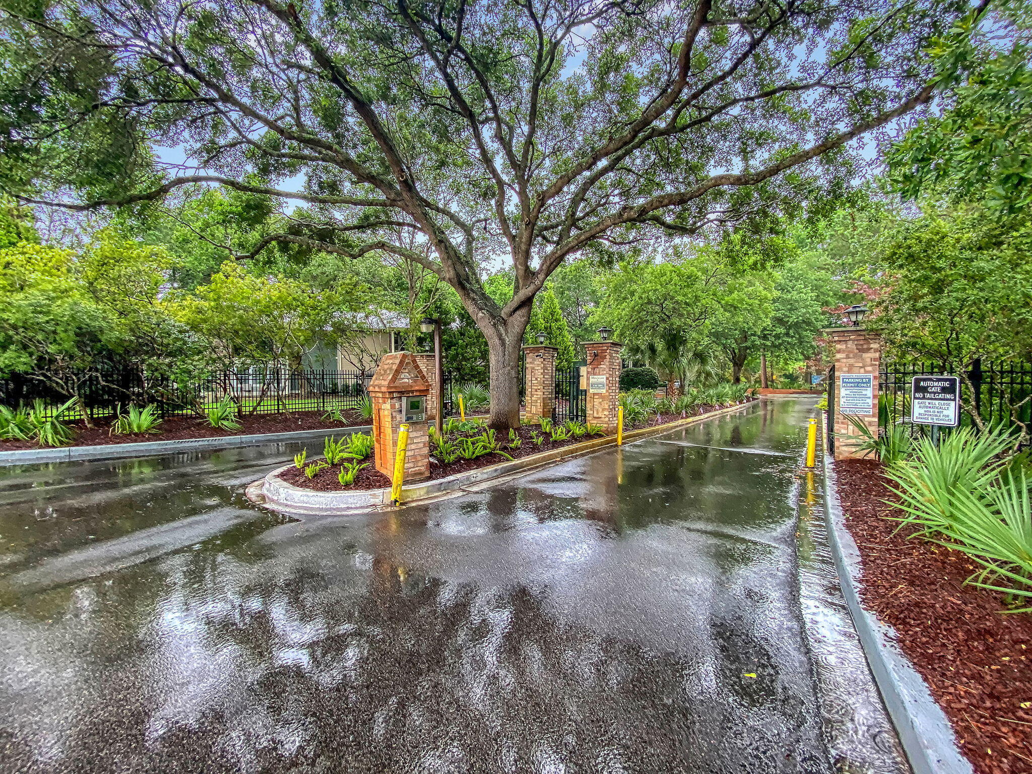 1860 Montclair Drive # A Unit: 1860-A