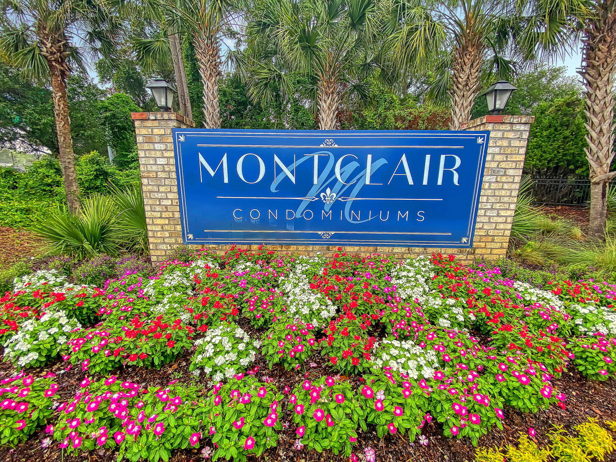 1860 Montclair Drive # A Unit: 1860-A