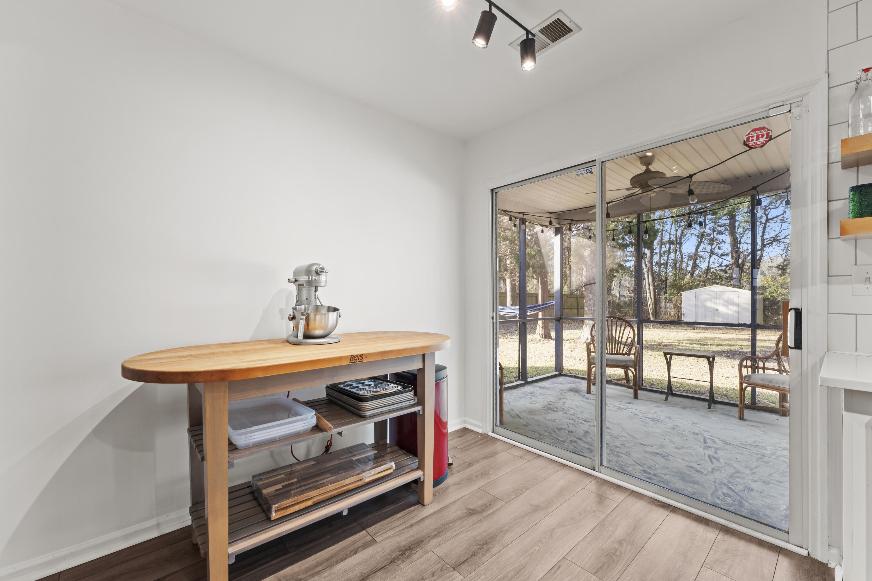 8071 Long Shadow Lane