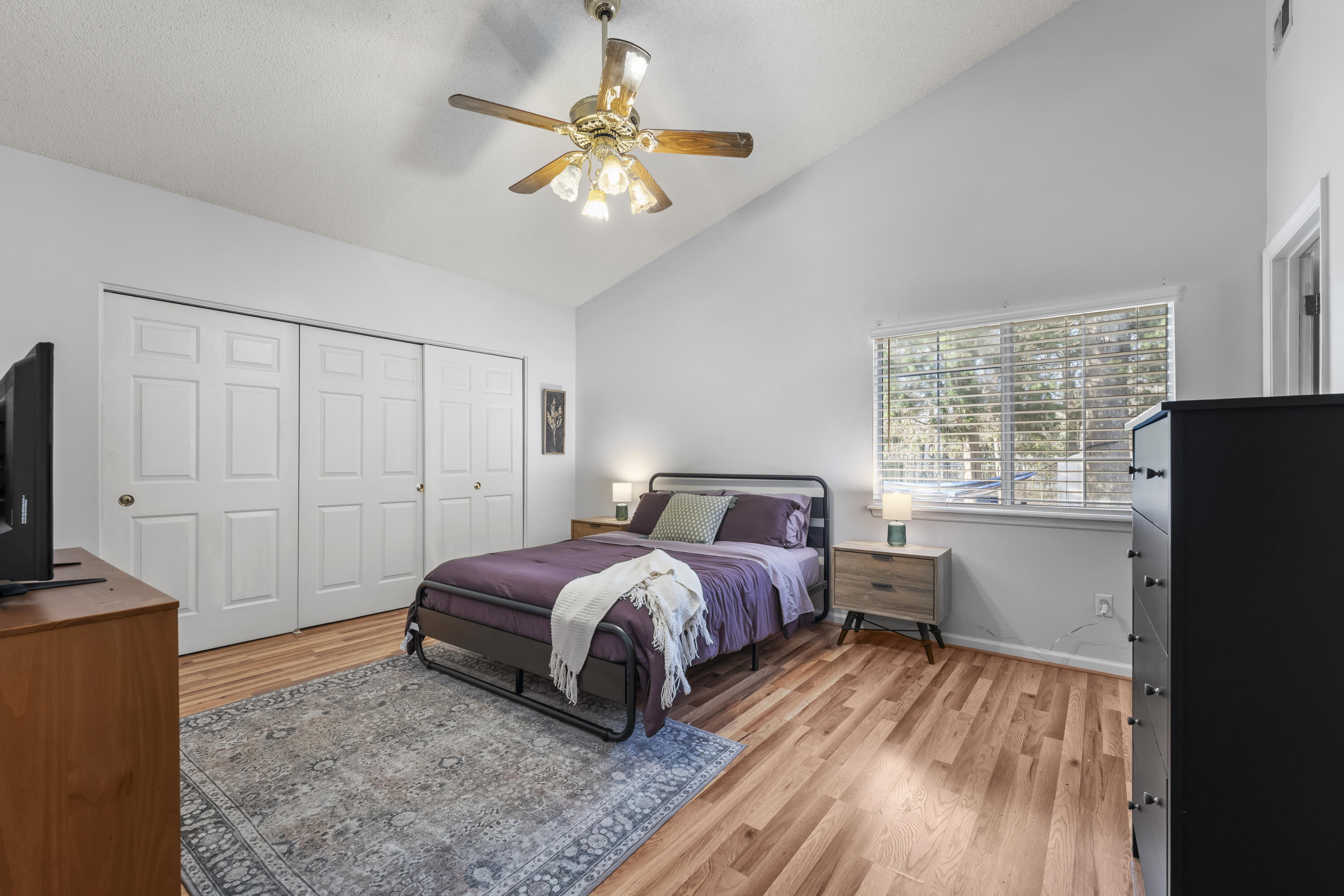 8071 Long Shadow Lane