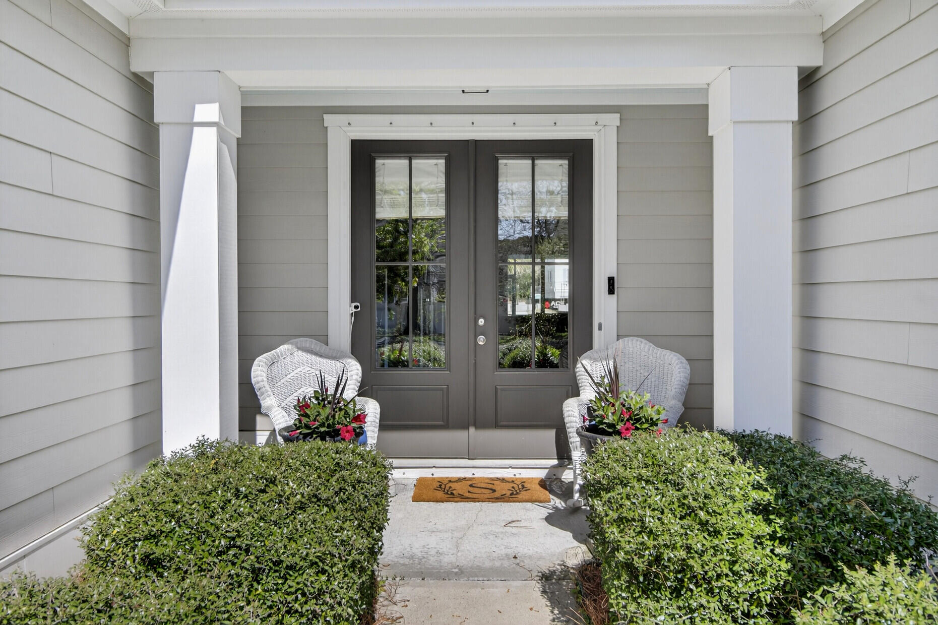 1230 River Walk Court