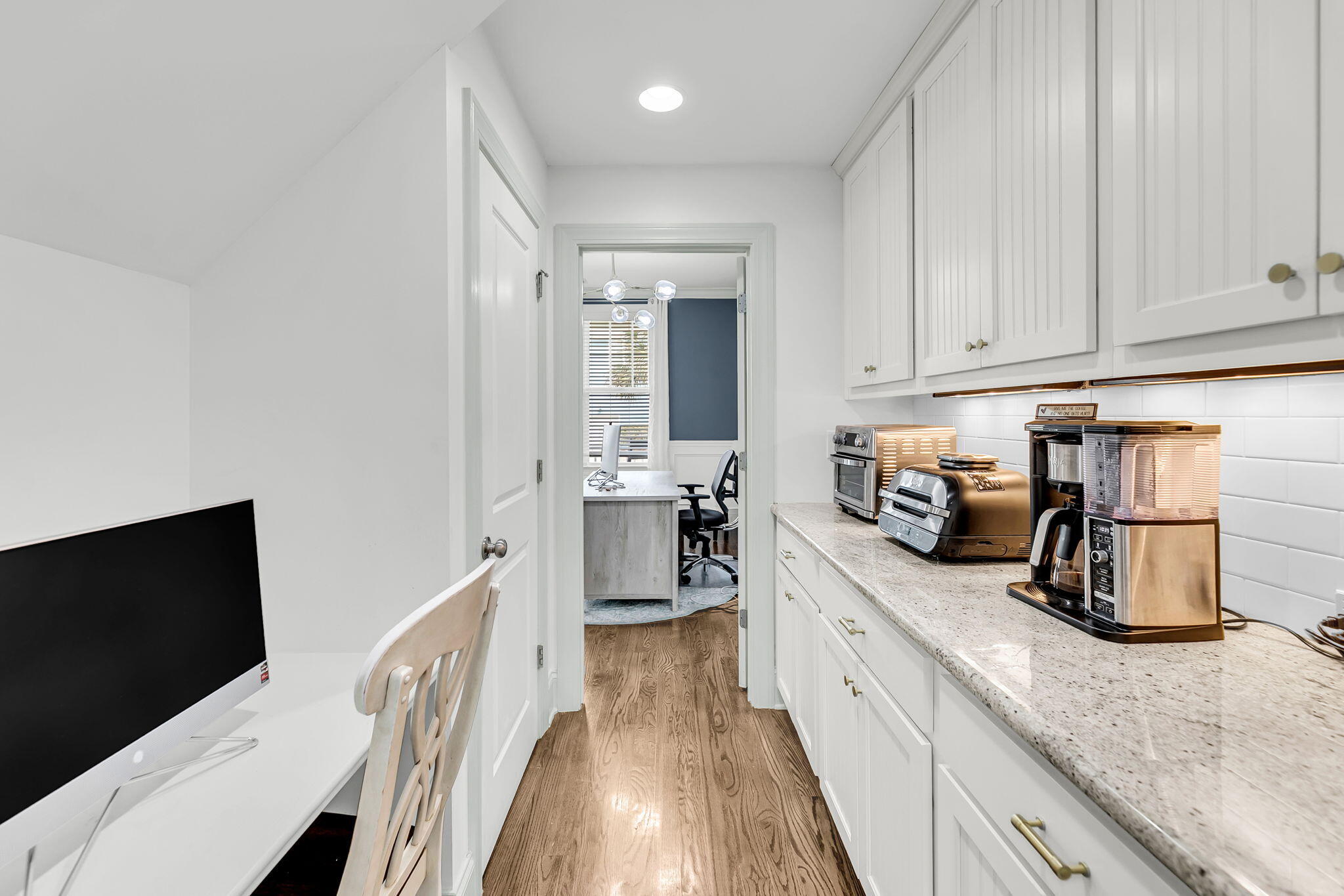 3001 Sturbridge Road