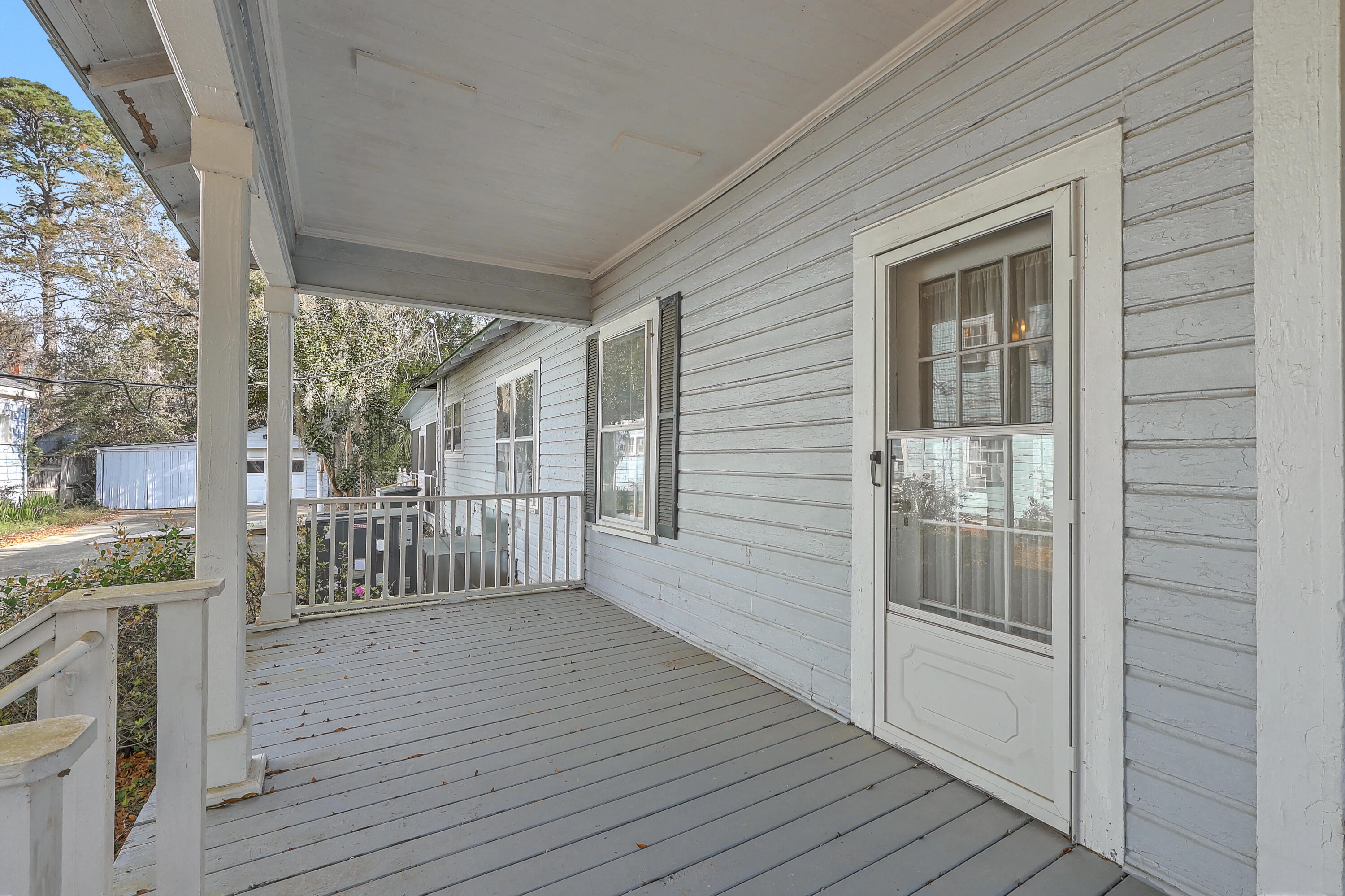 427 Carn Street