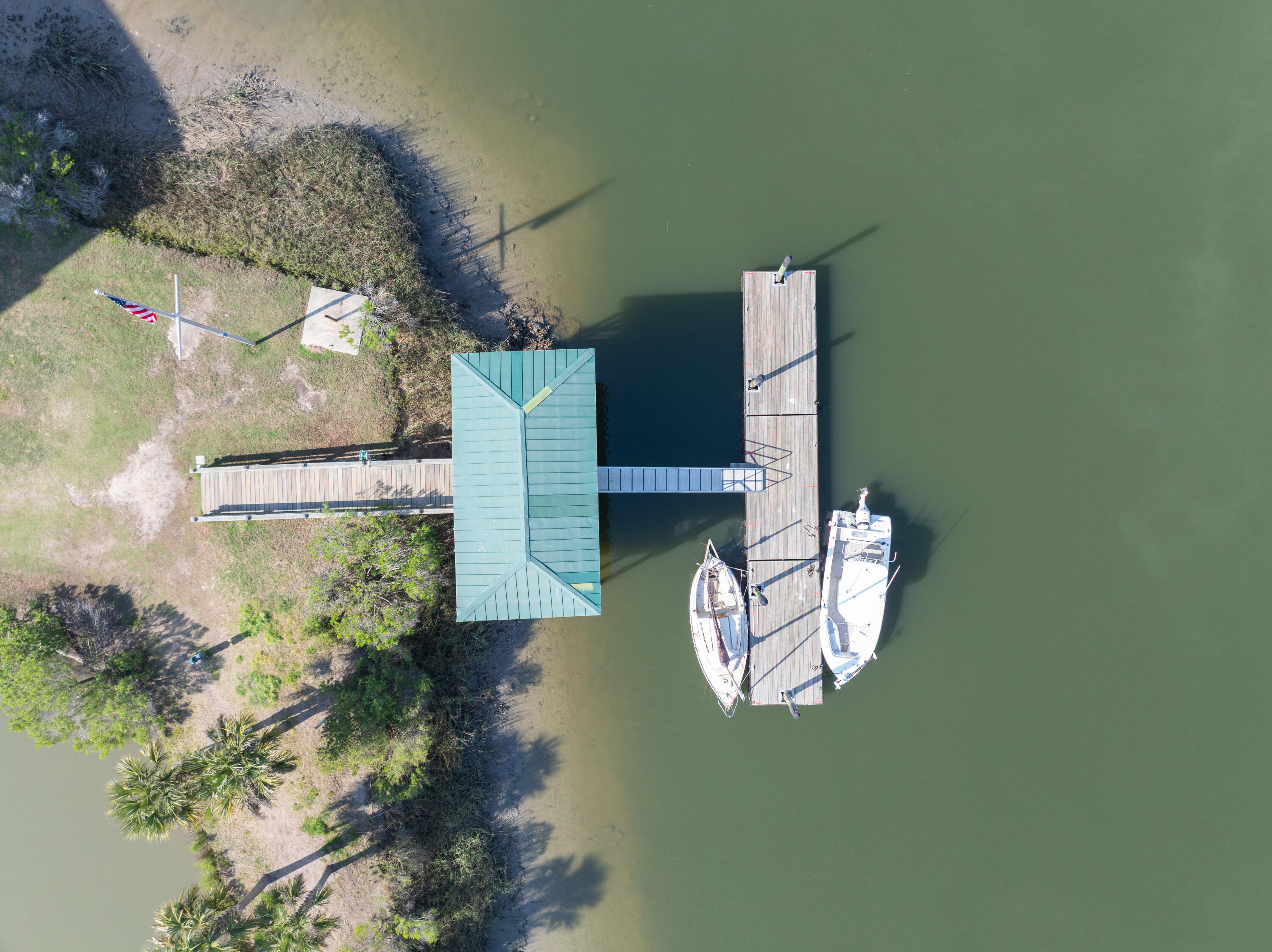 126 Tidewater Way