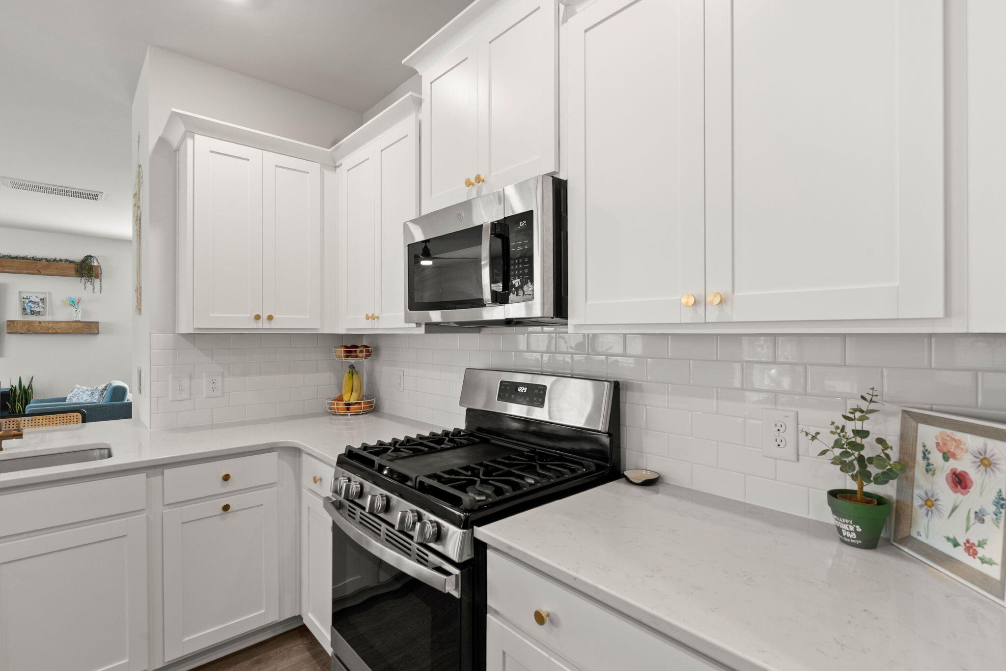 102 Berry Hollow Road