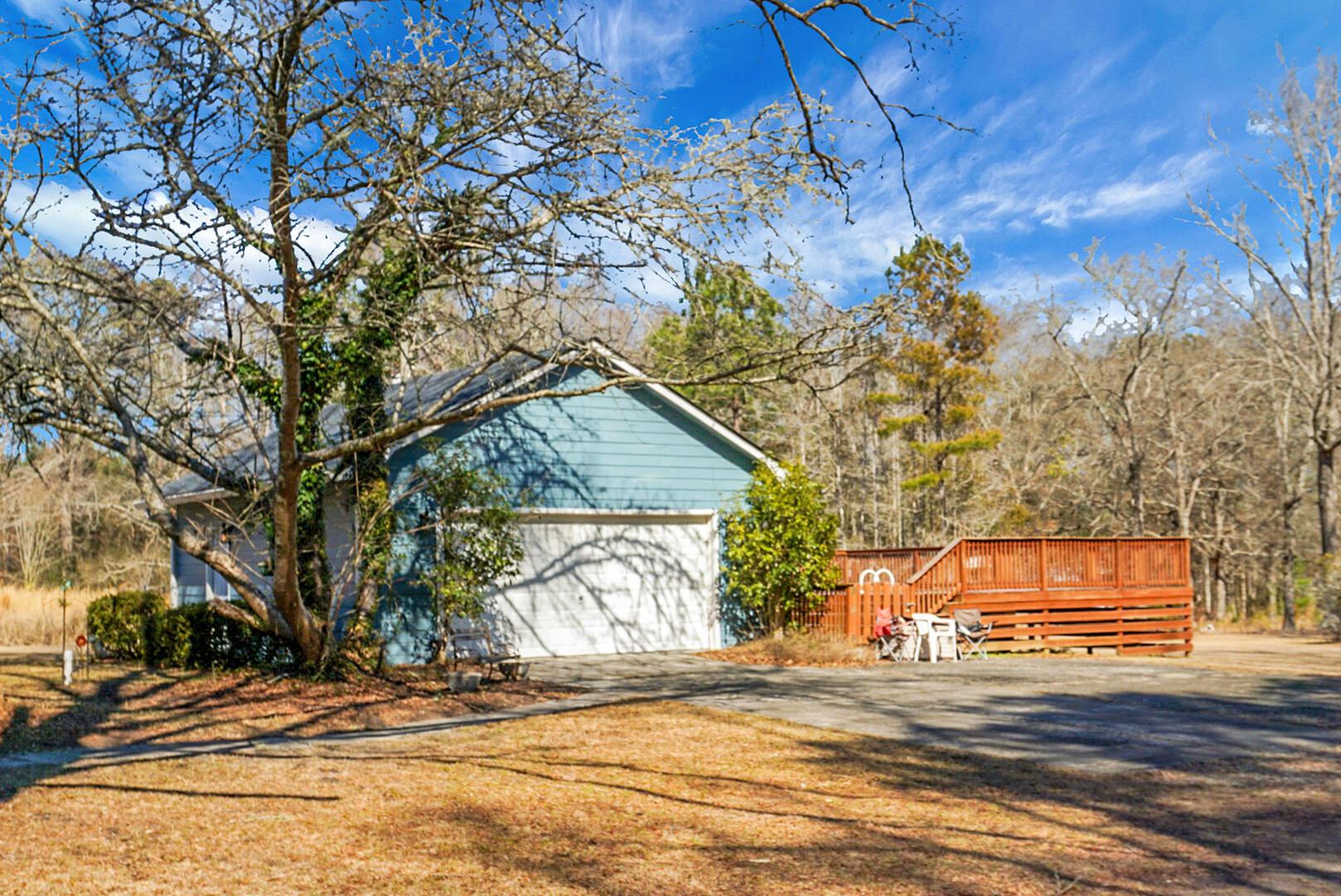 415 & 420 Huwel Drive