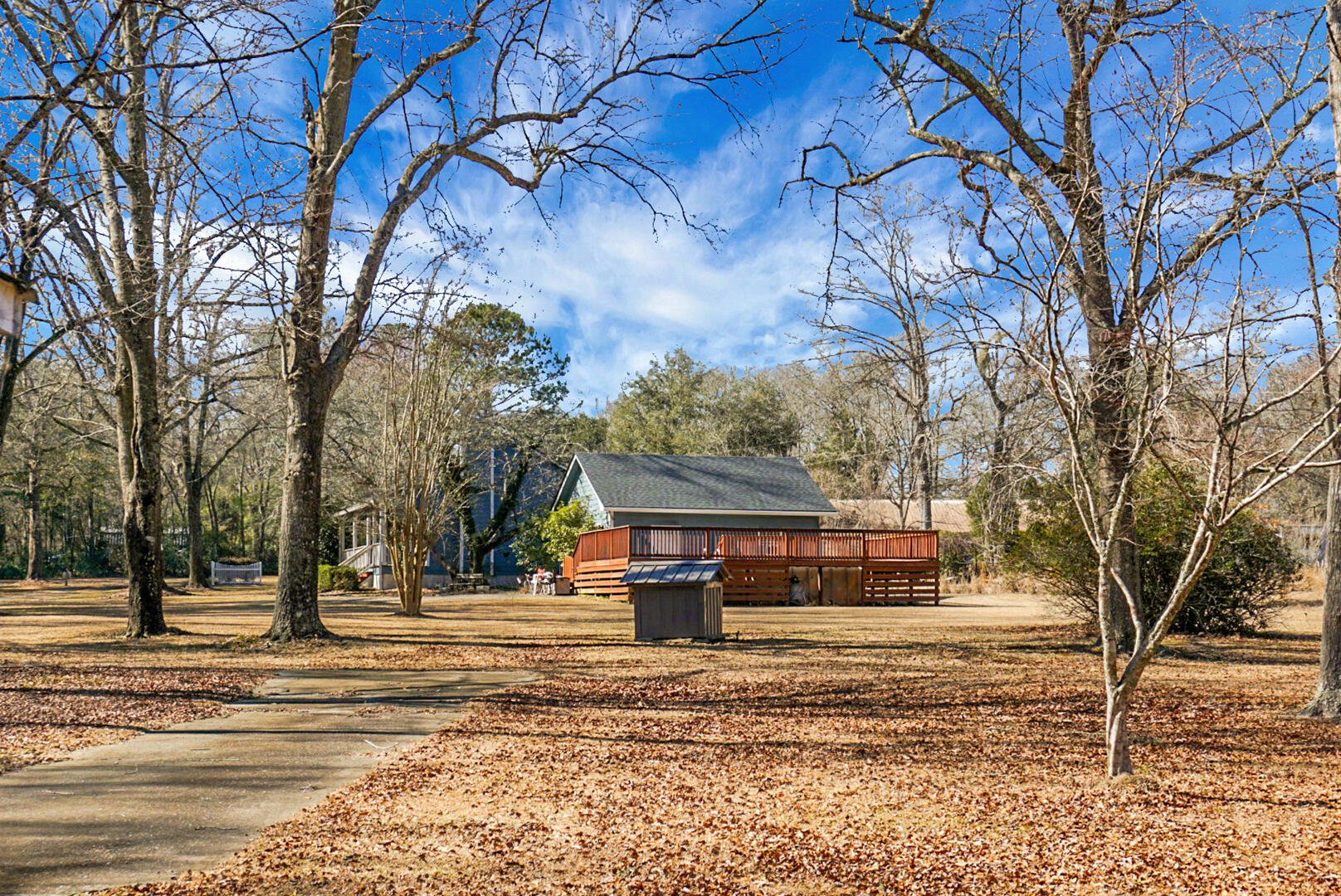 415 & 420 Huwel Drive