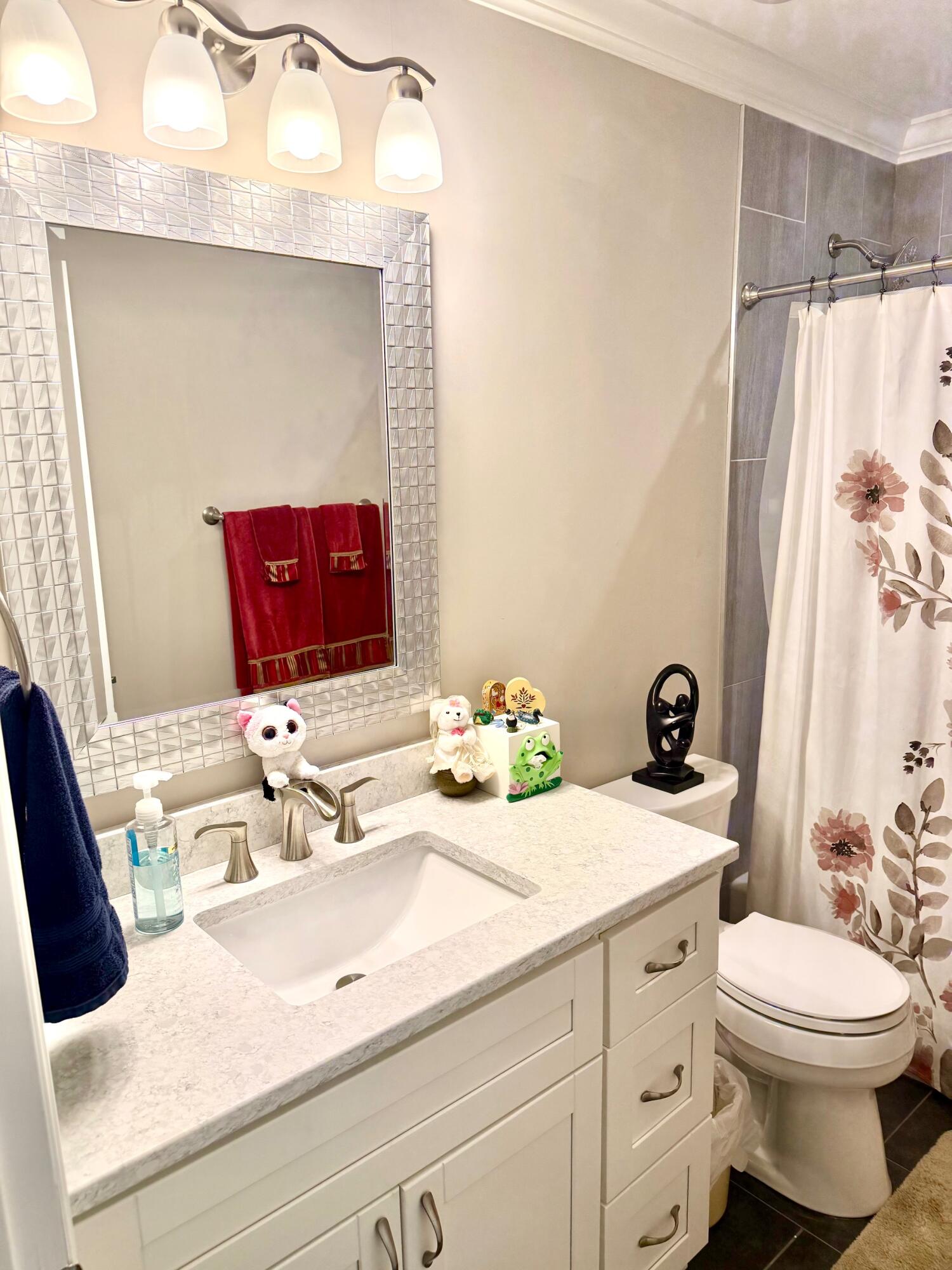 838 N Aylesbury Road