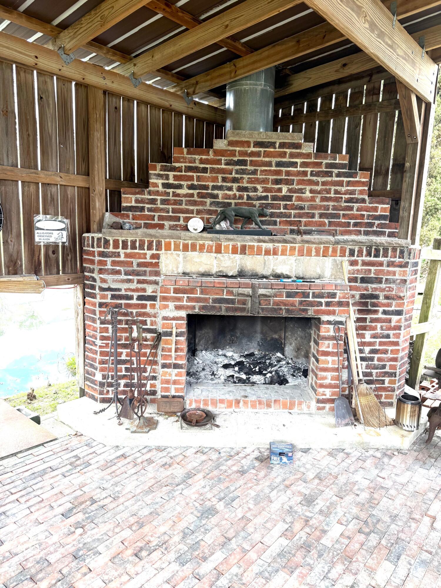 838 N Aylesbury Road