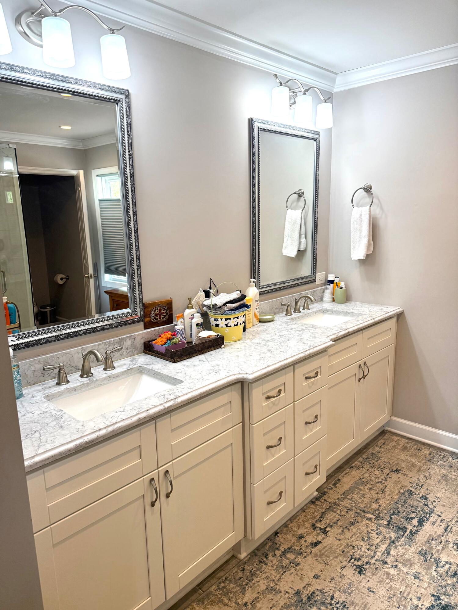 838 N Aylesbury Road