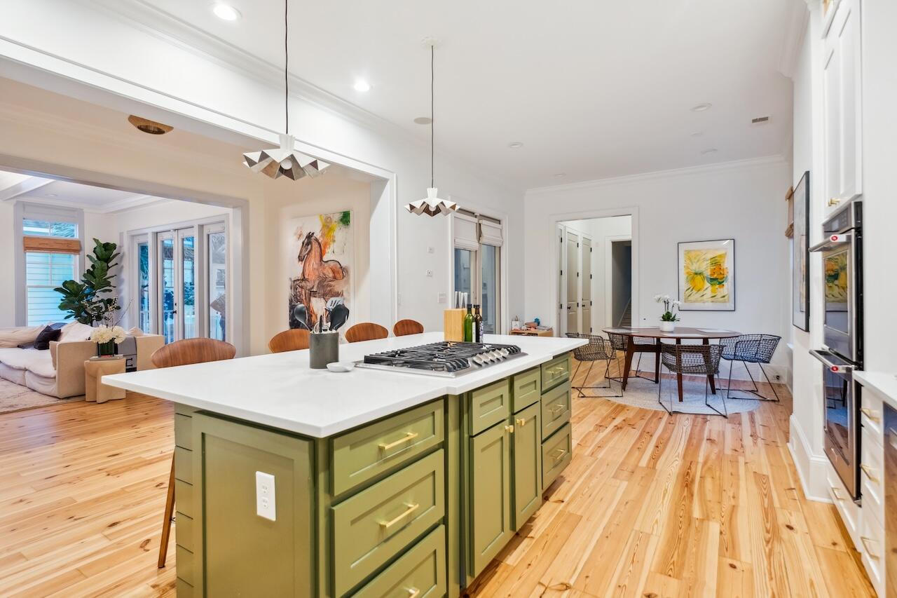 2431 Settlers Street