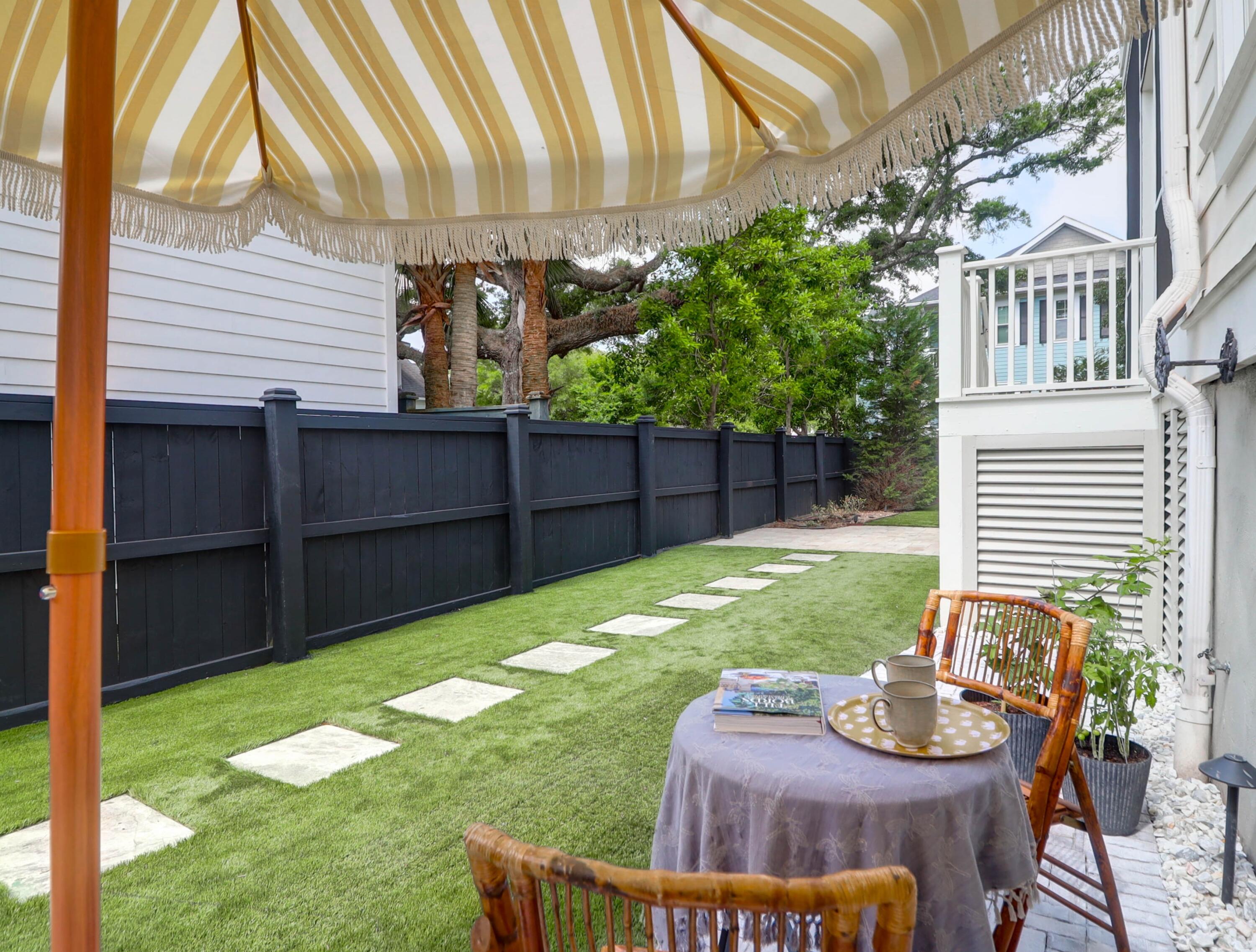 2431 Settlers Street