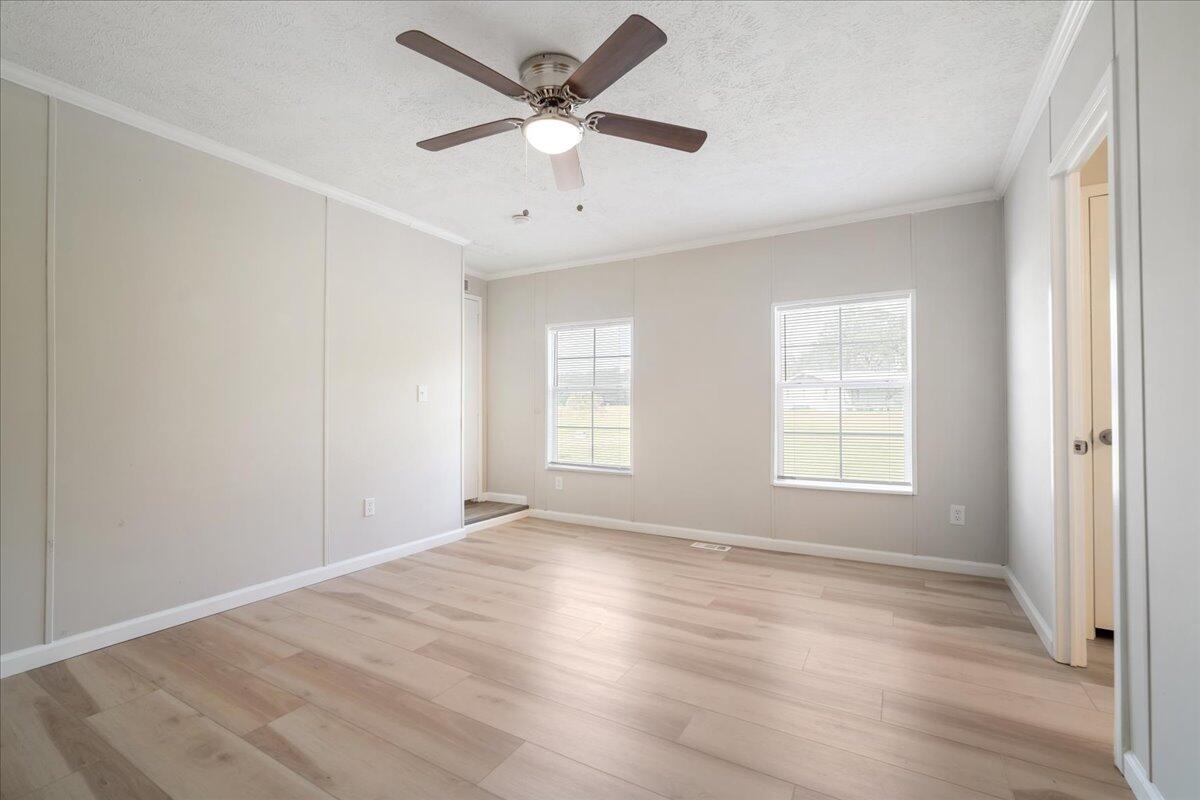 1011 Ridge Road