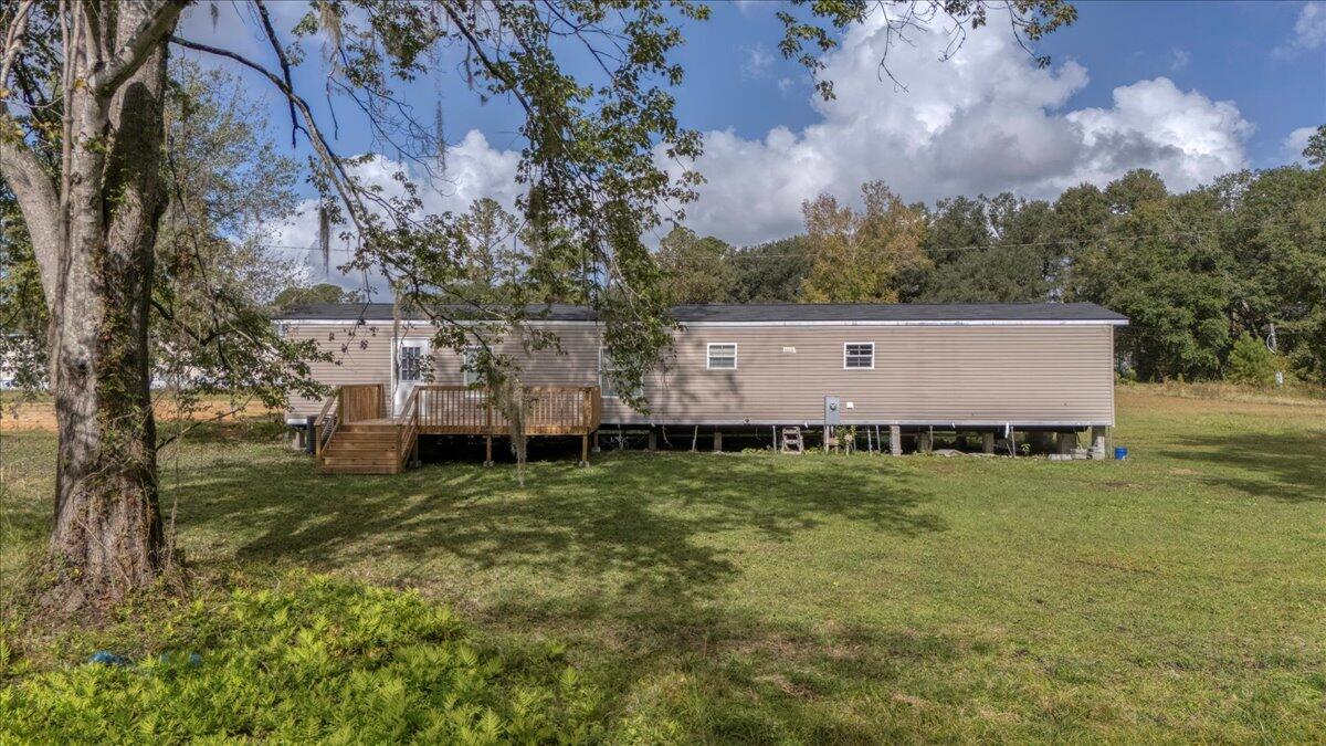 1011 Ridge Road