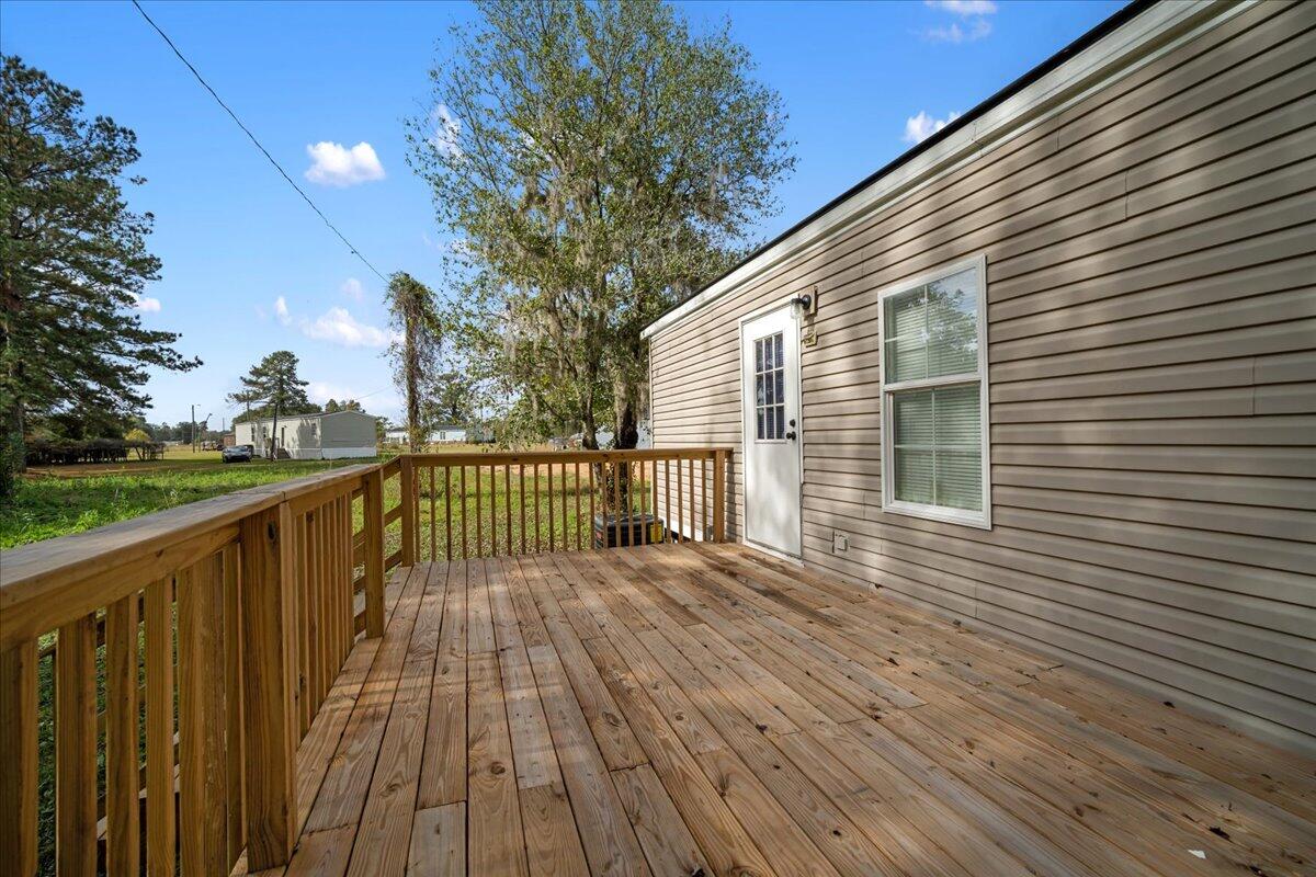 1011 Ridge Road