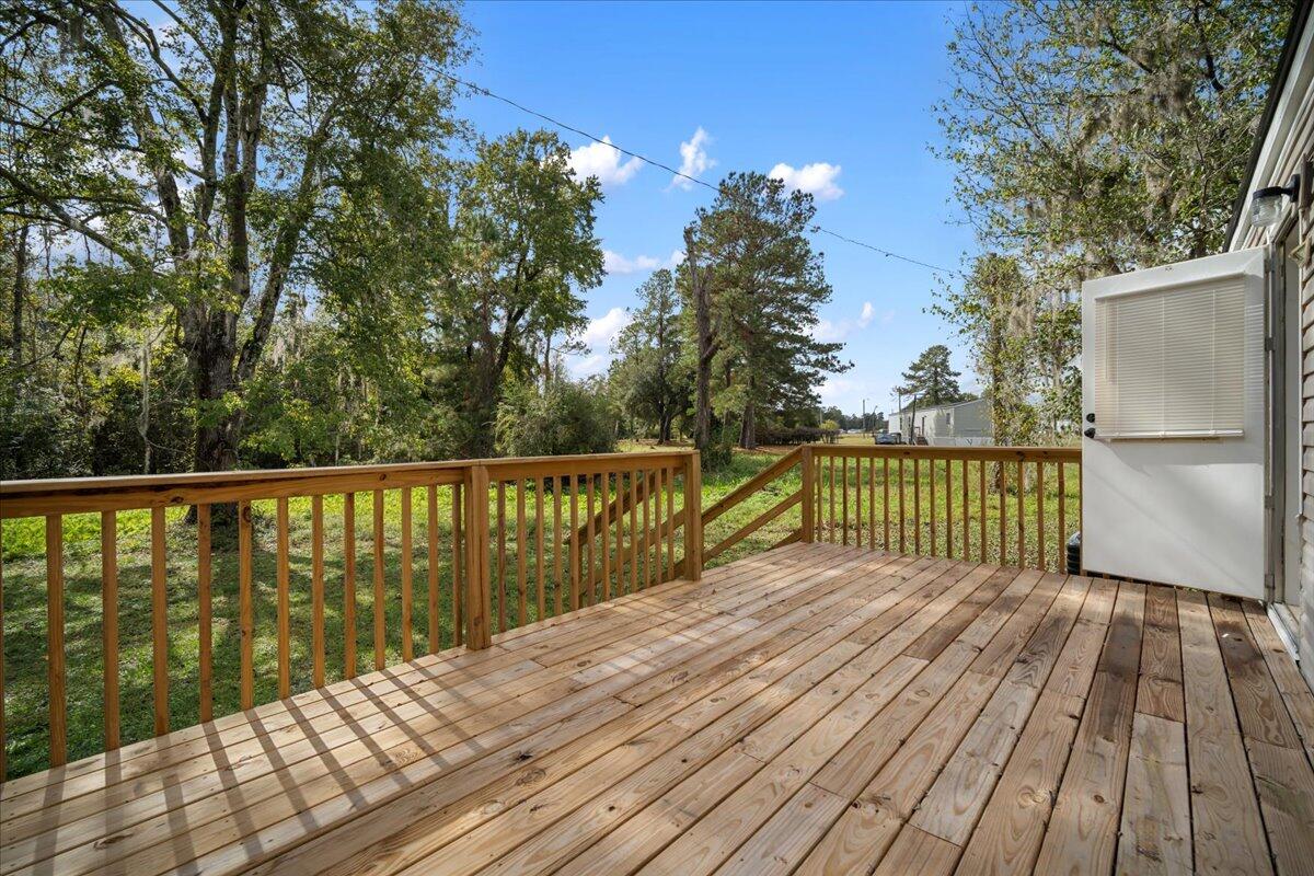 1011 Ridge Road