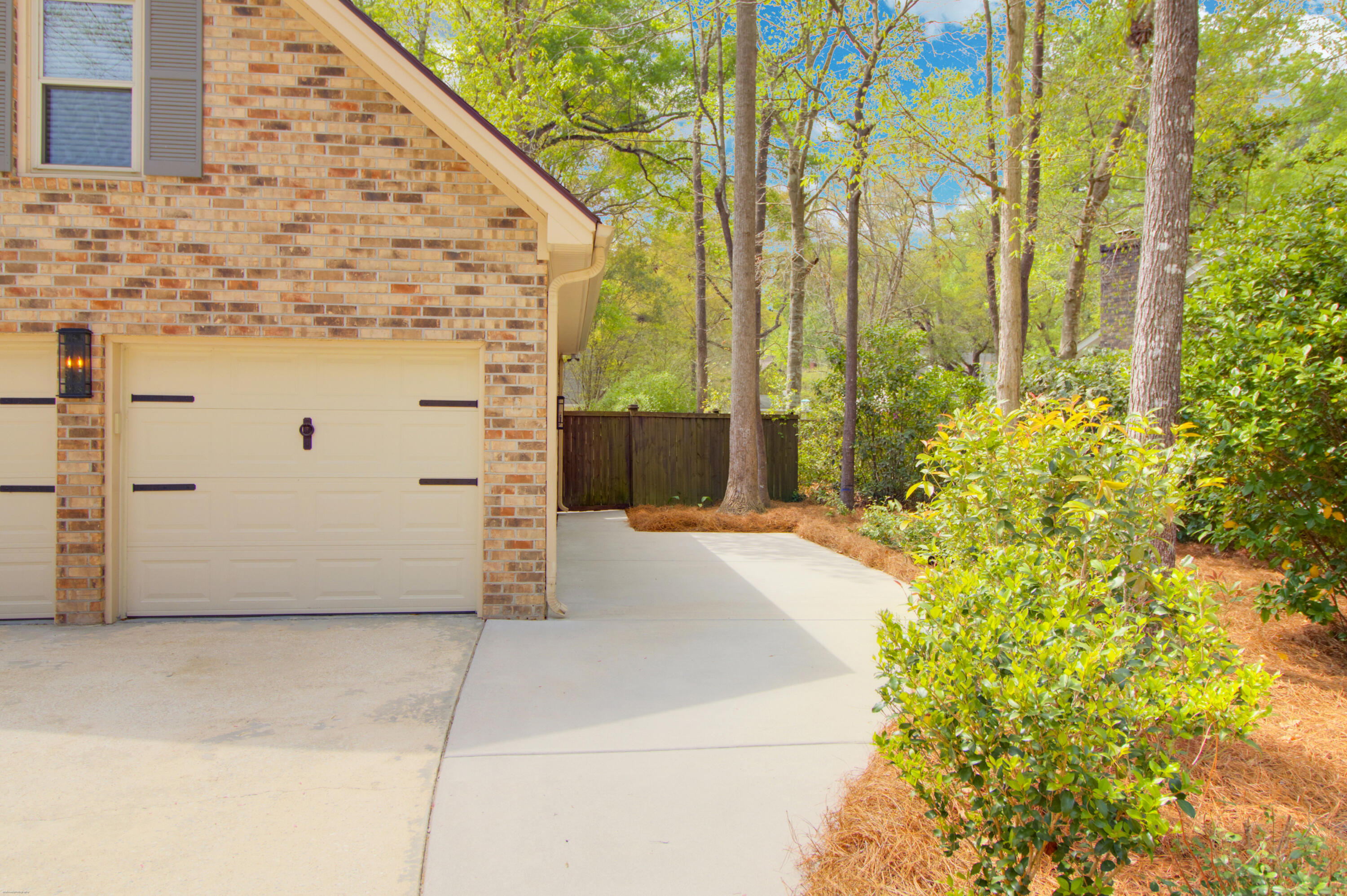 101 Huckleberry Lane