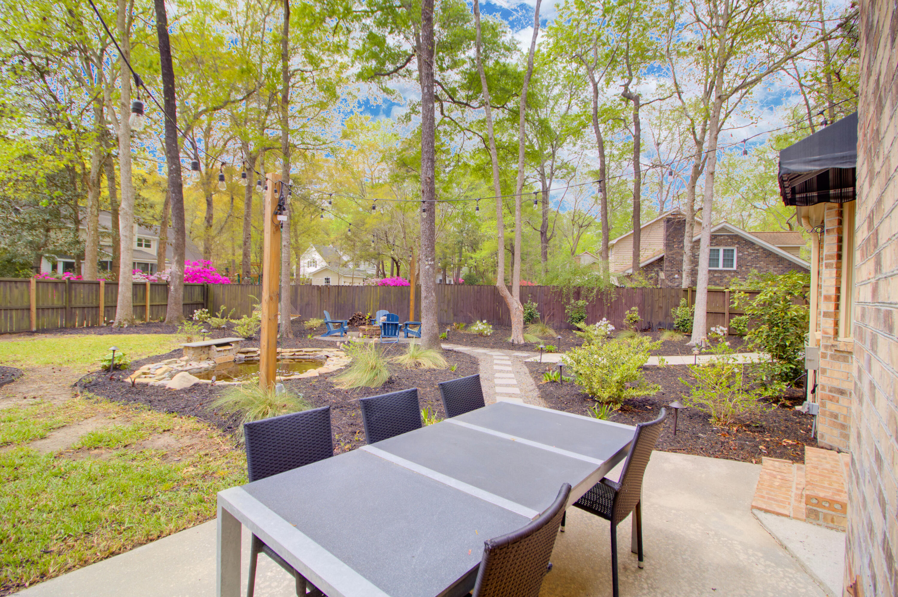 101 Huckleberry Lane