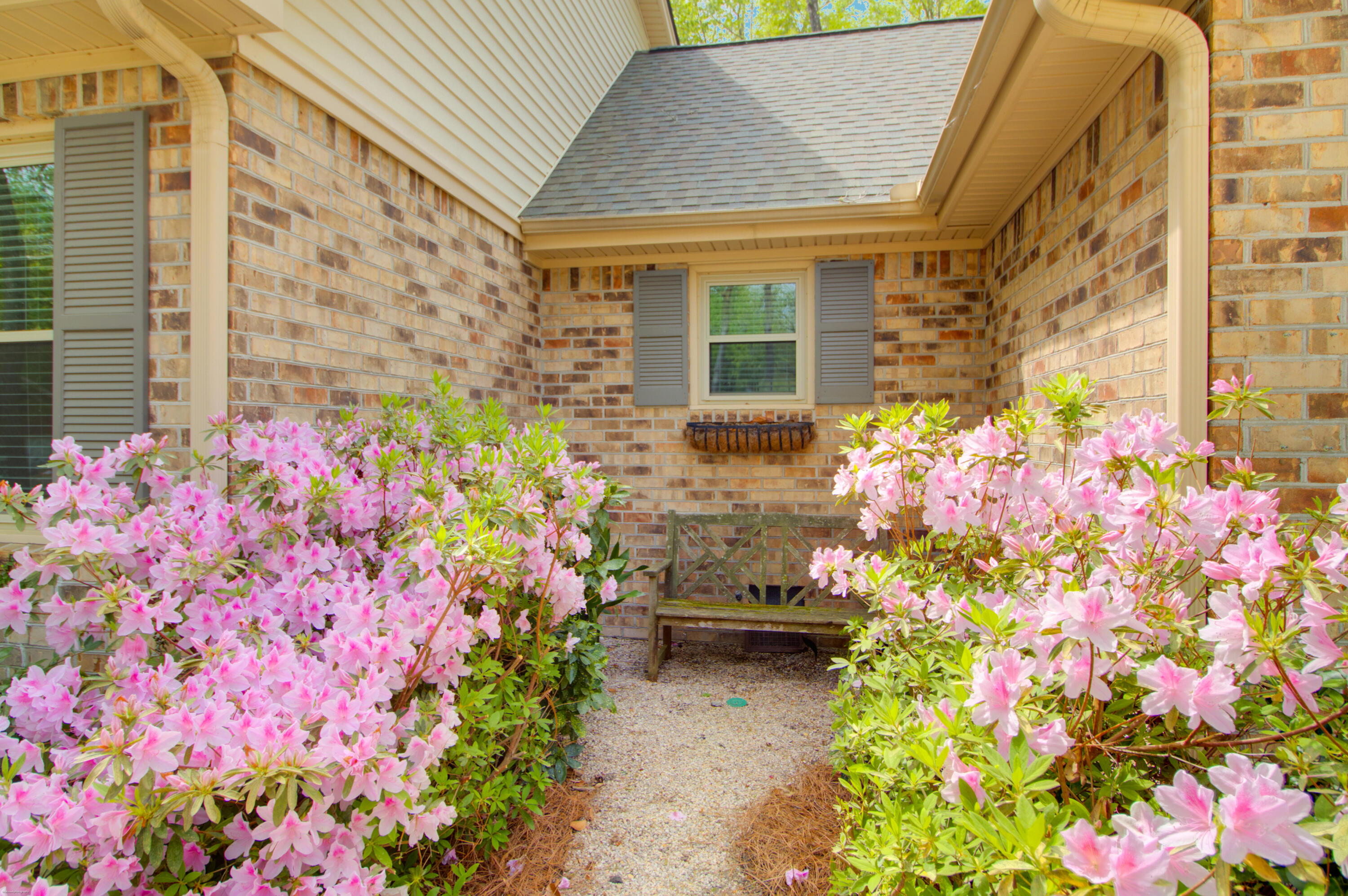 101 Huckleberry Lane