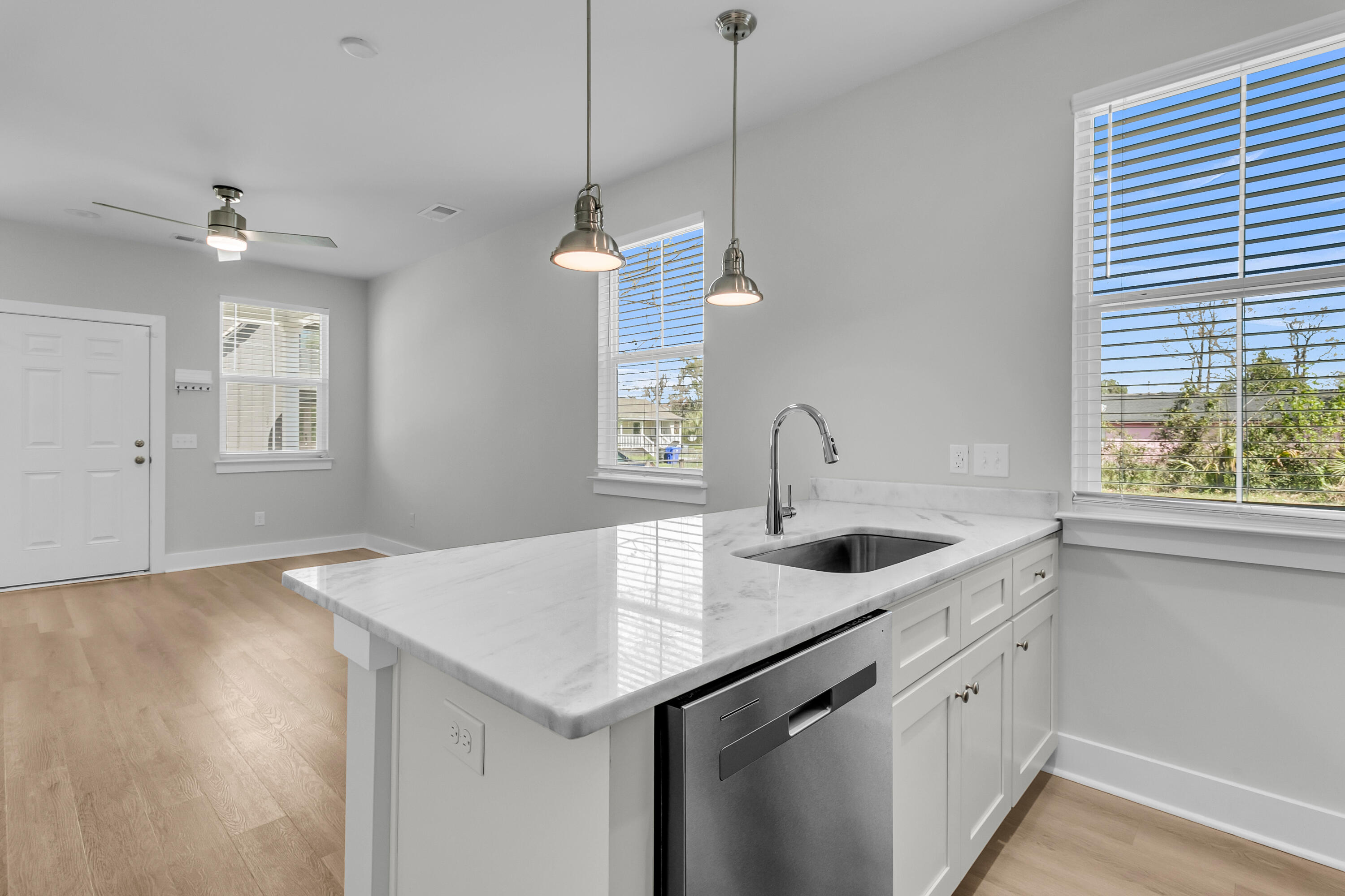 1995 Forest Avenue