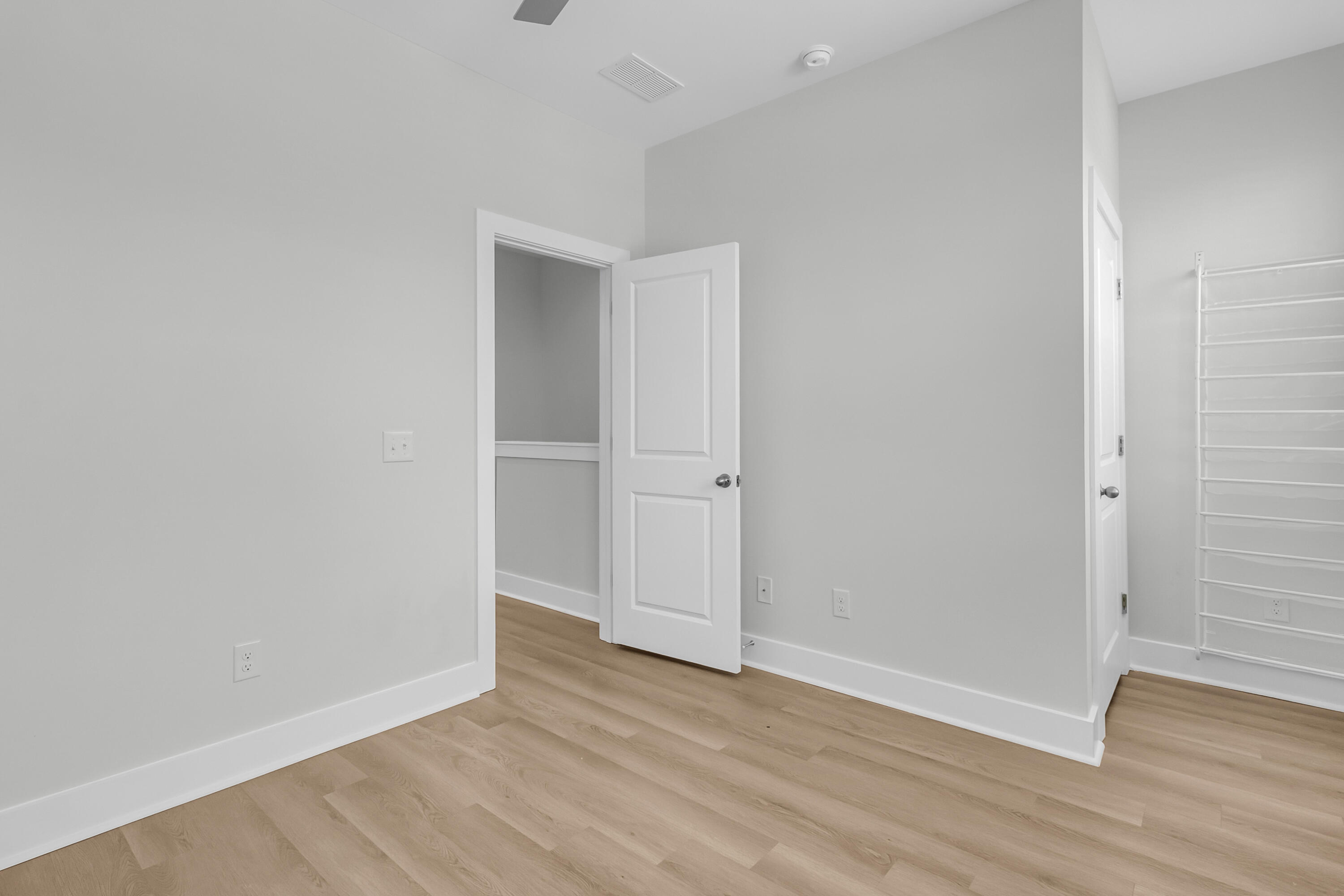 1995 Forest Avenue