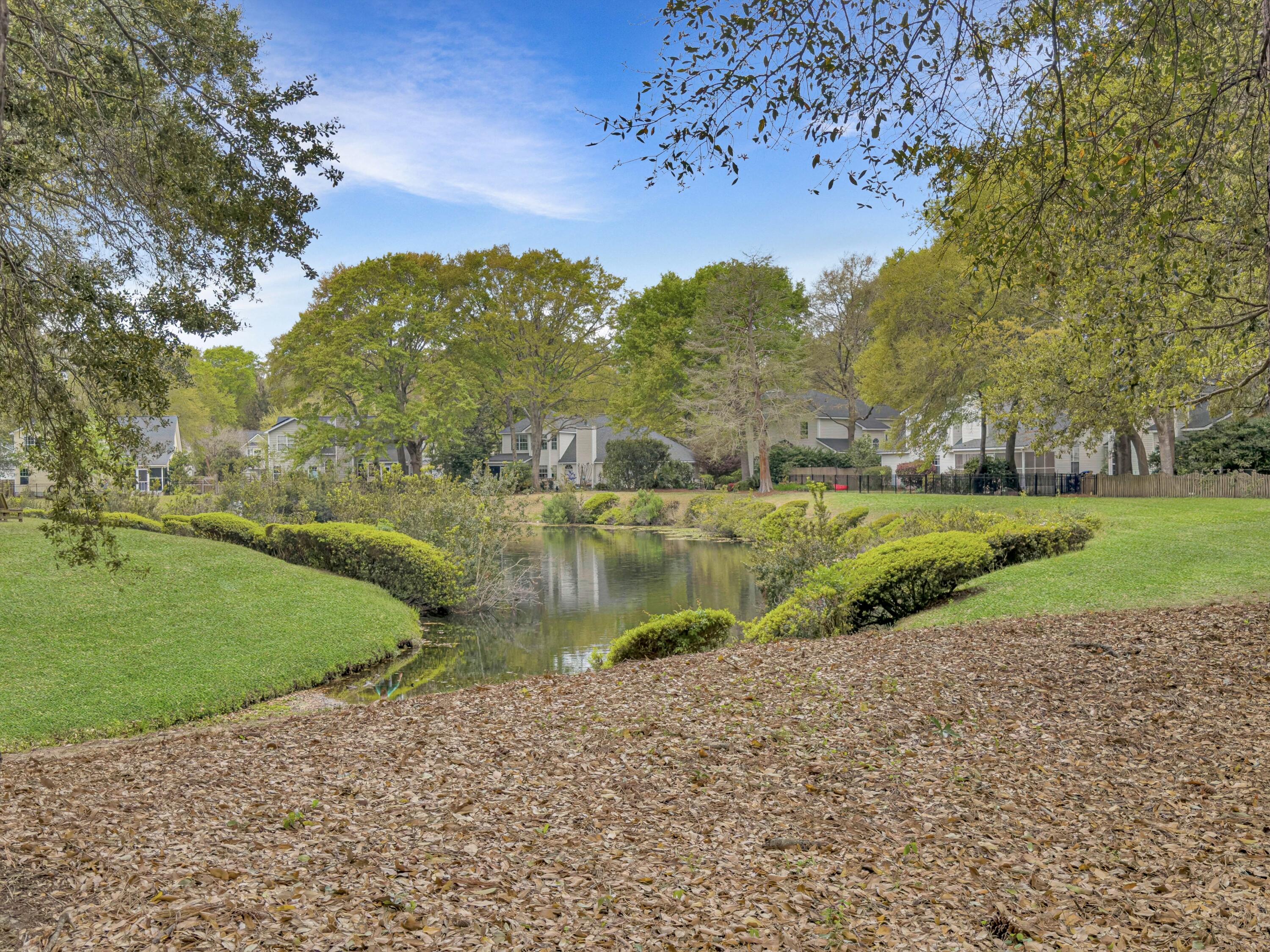 700 Majestic Oaks Drive