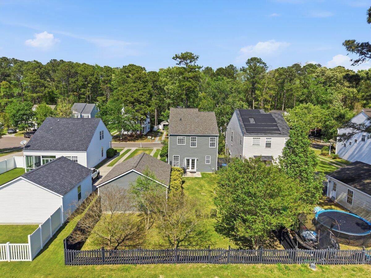 8981 N Red Maple Circle