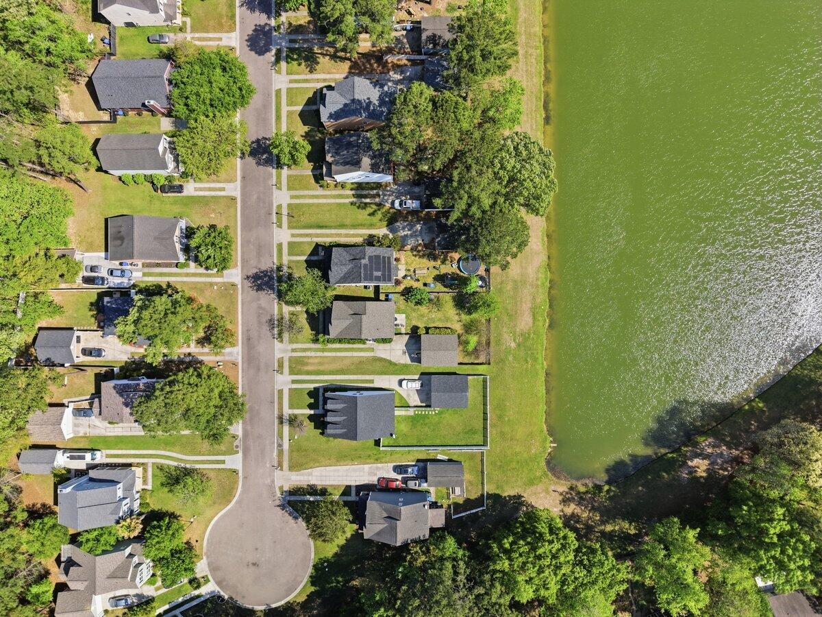 8981 N Red Maple Circle