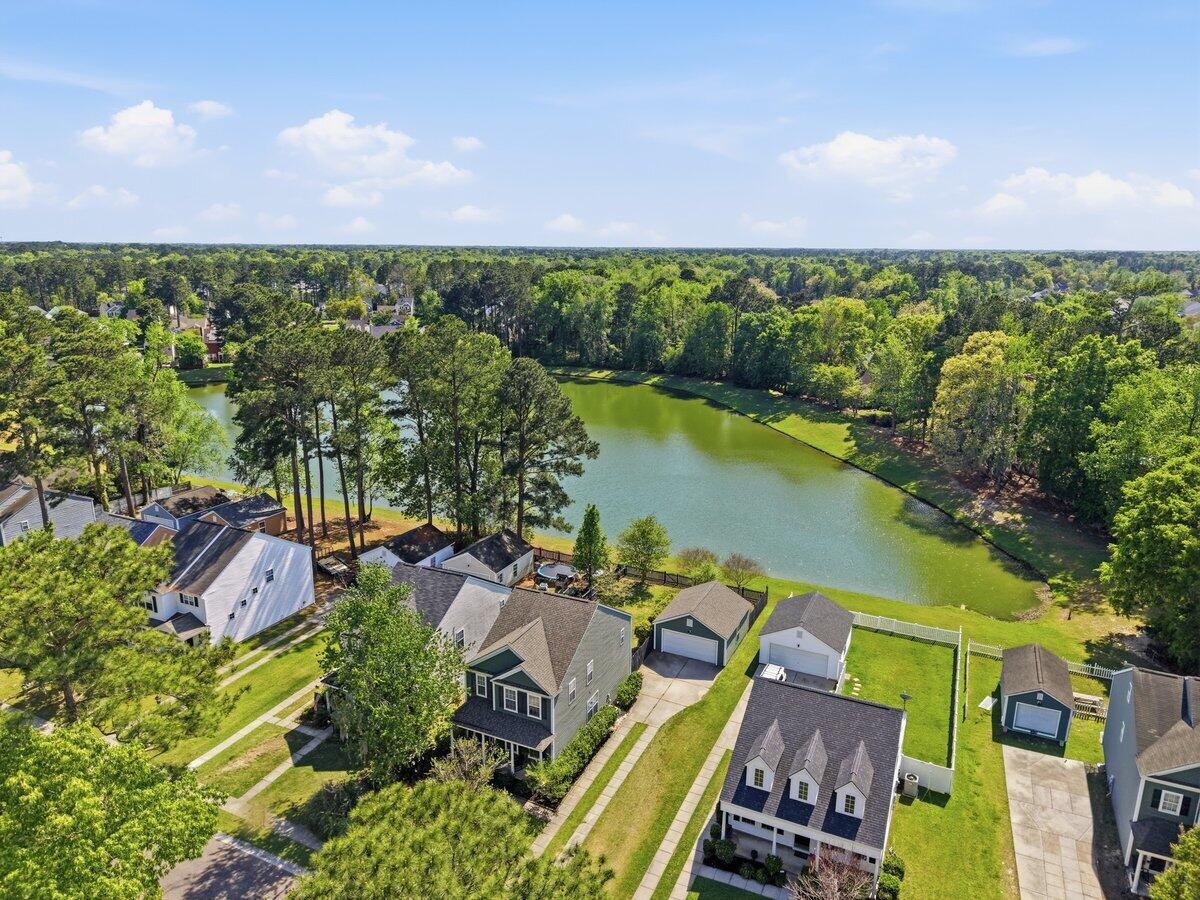 8981 N Red Maple Circle